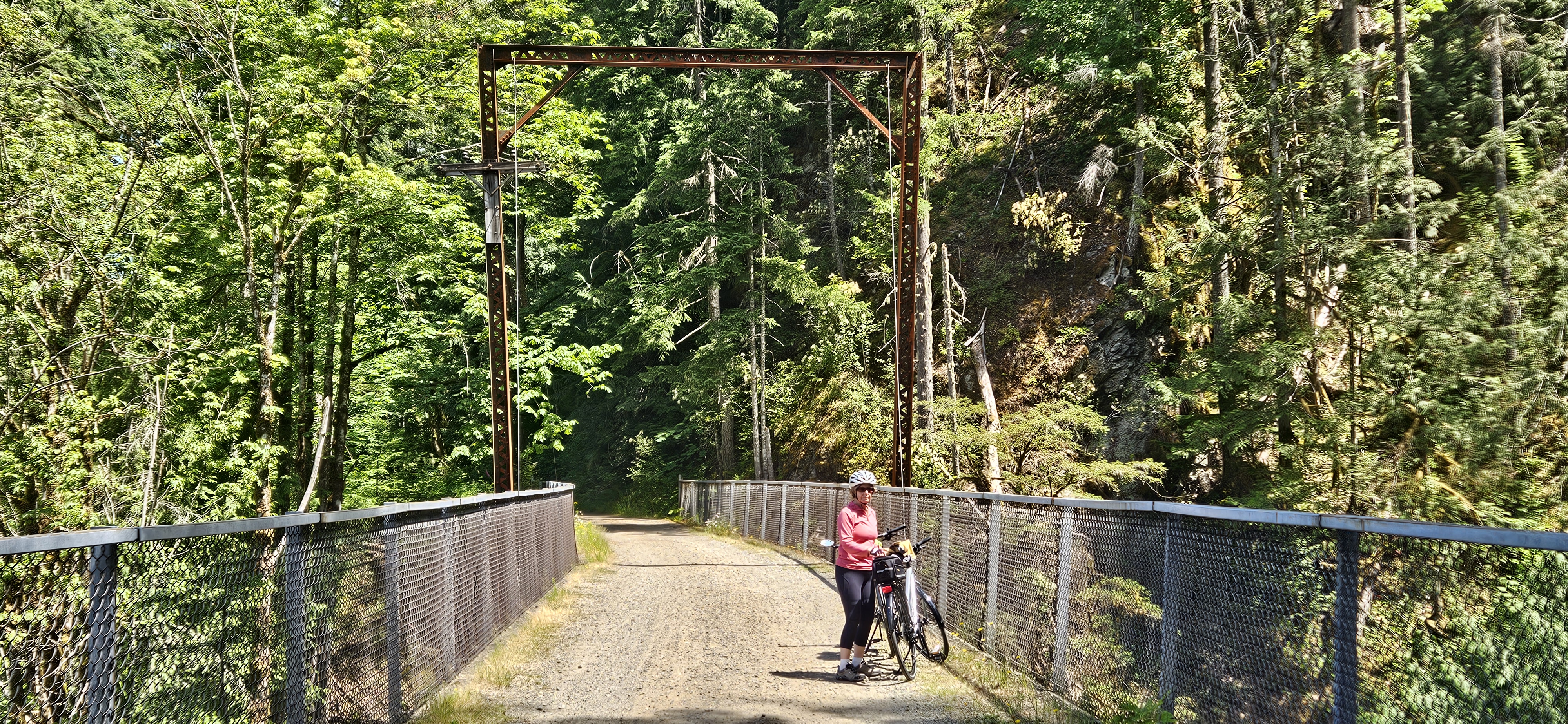 Rattlesnake Lake to Hyak via Snoqualmie Tunnel; return