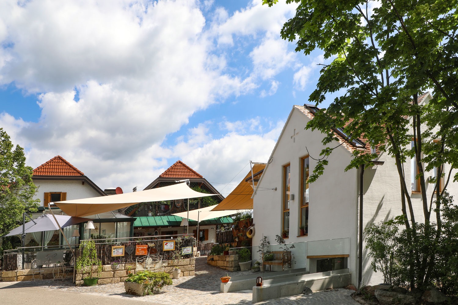 Mittwoch: Kellertrift Heuriger Loiskandl
