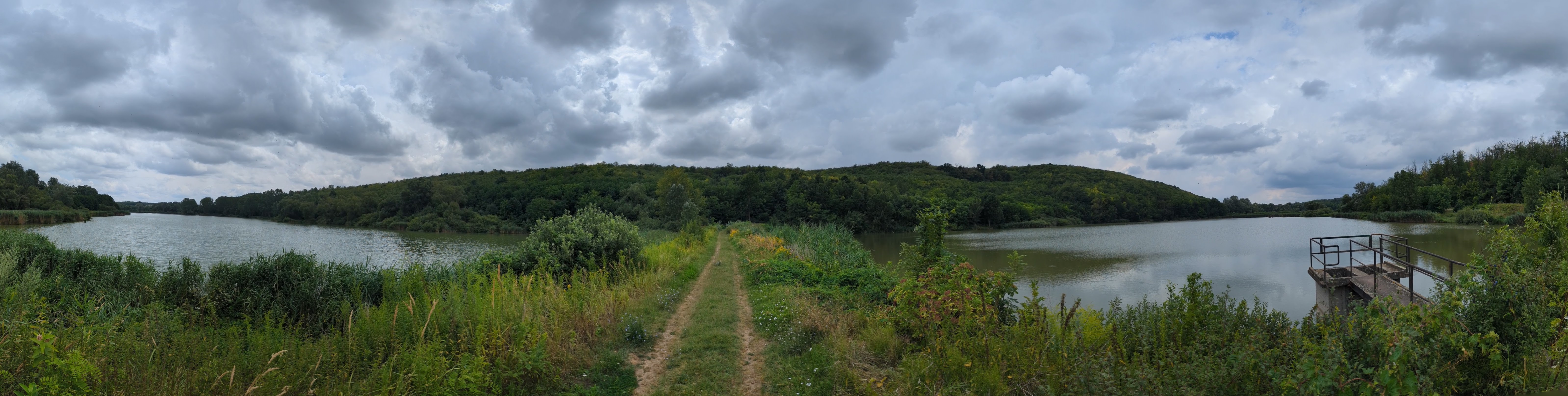 Pécel - Forró forrás - sűlysápi tavak