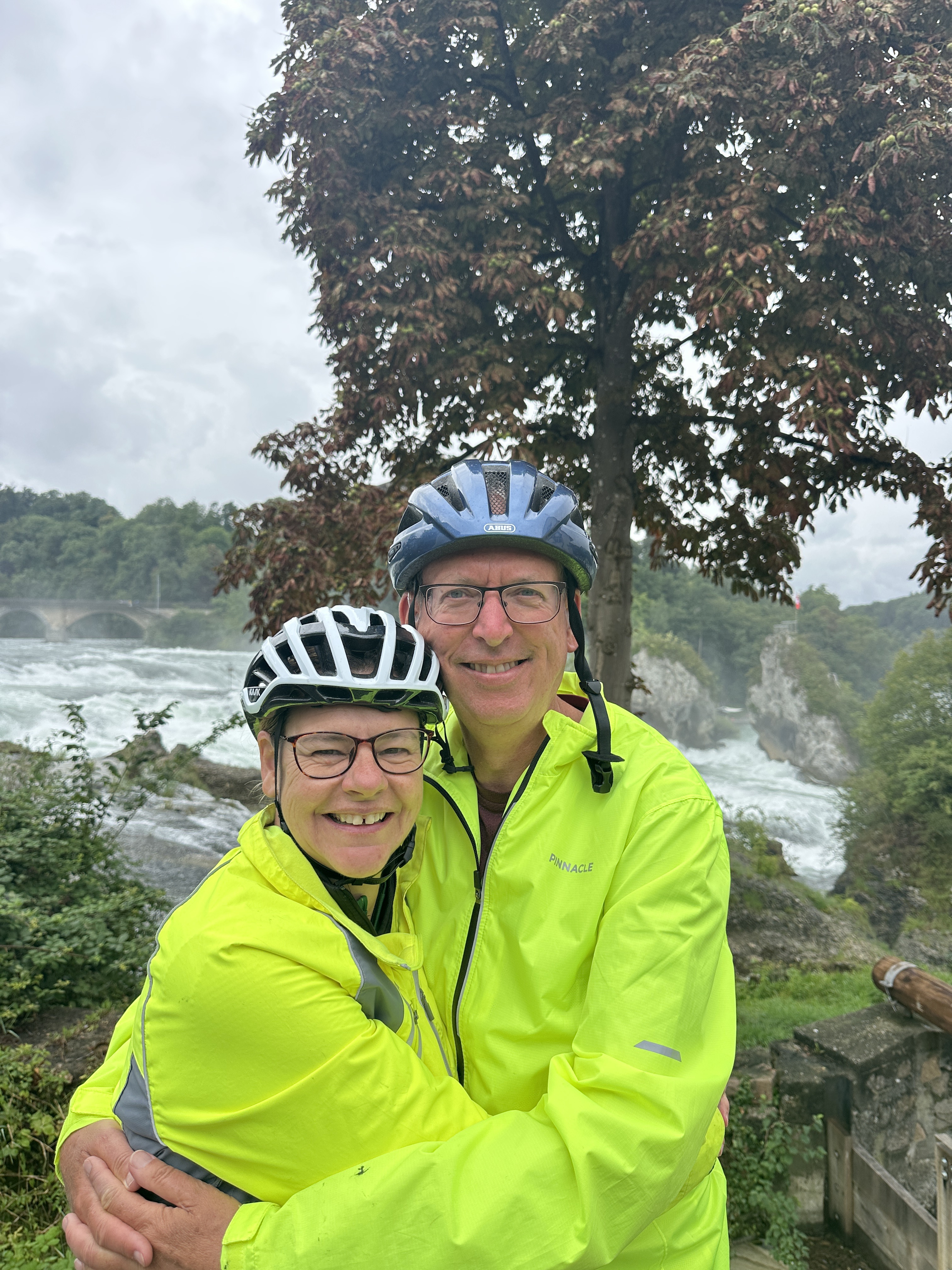 Photo 8 of the Bikemap route "Randenstrasse, Schaffhausen to Viarhenana, Neuhausen am Rheinfall"