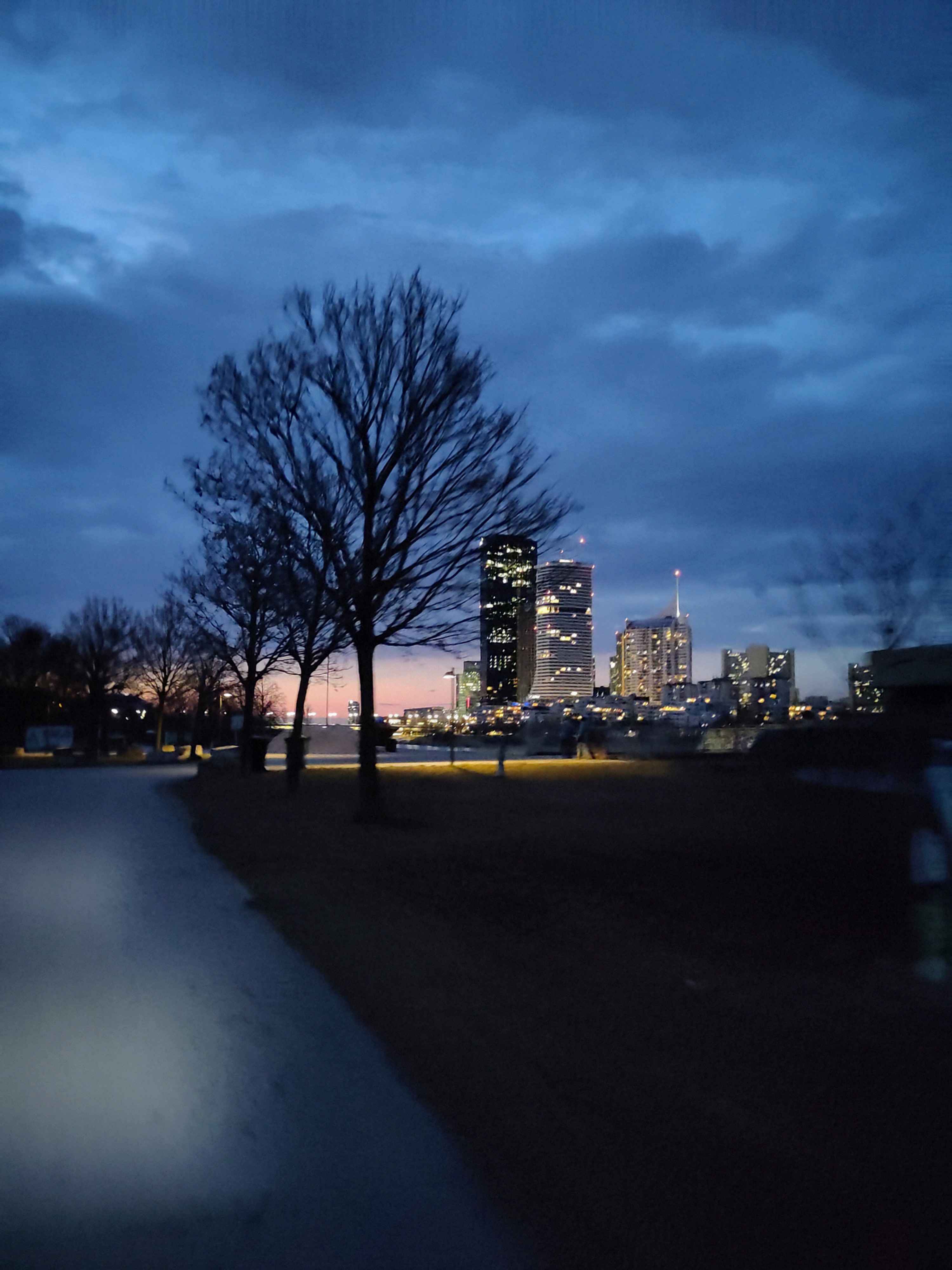 Blue hour ride. aka golatschenriden