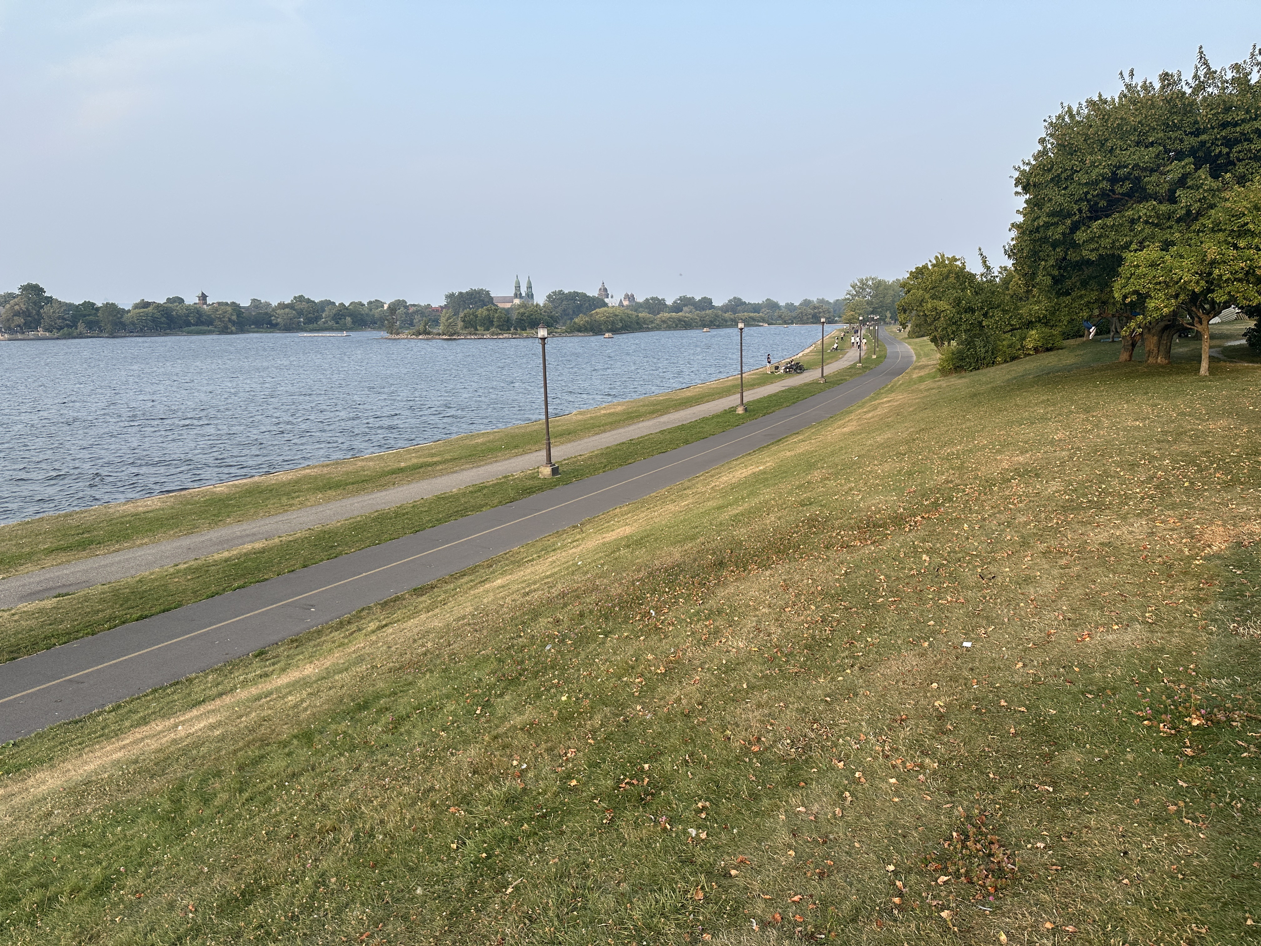 Foto 7 der Bikemap-Route "Rue Hutchison, Montréal to Av du Mont-Royal O, Montréal"