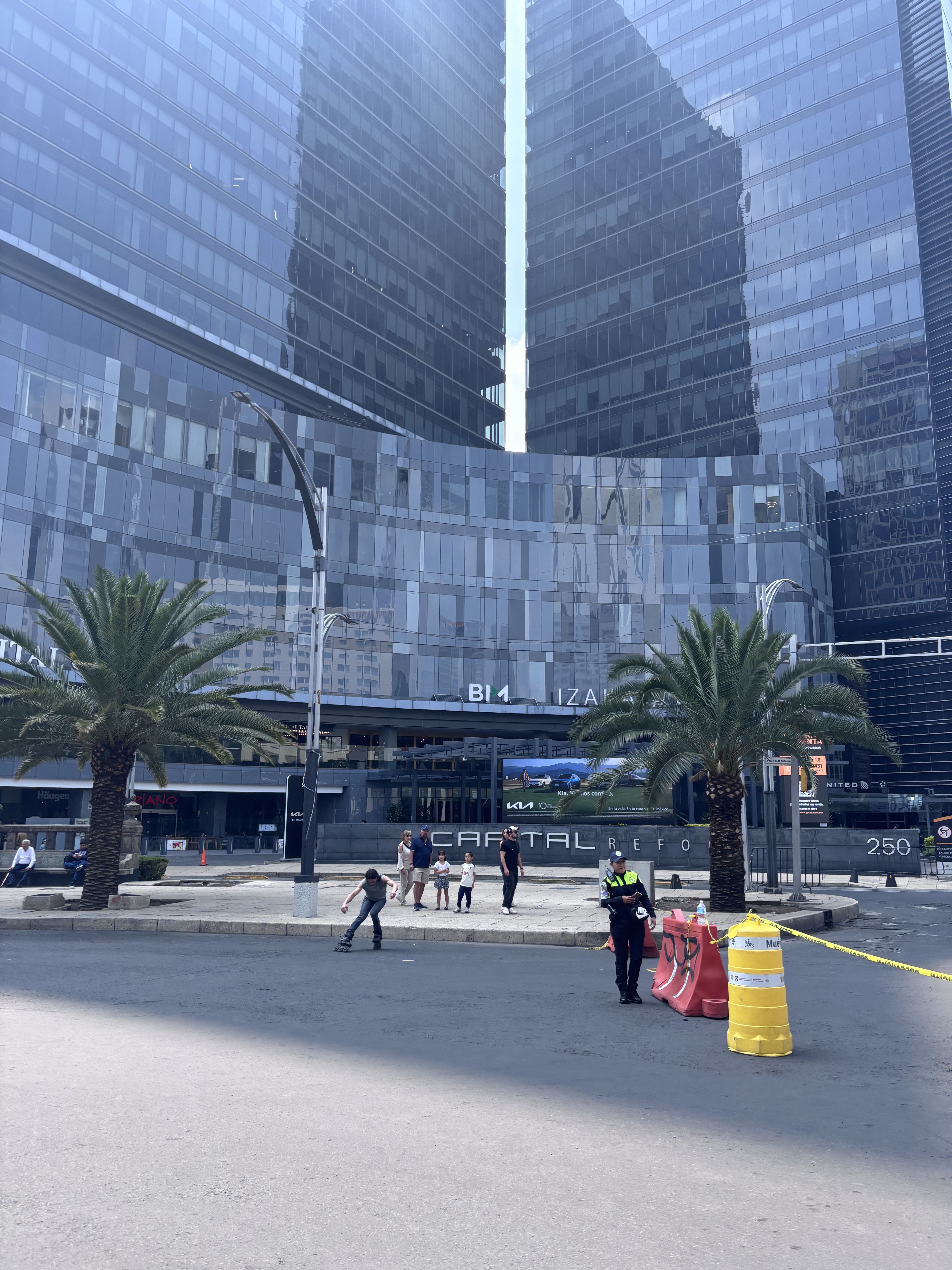 Gran Avenida, Miguel Hidalgo a Calle Doctor Miguel Francisco Jiménez, Cuauhtémoc