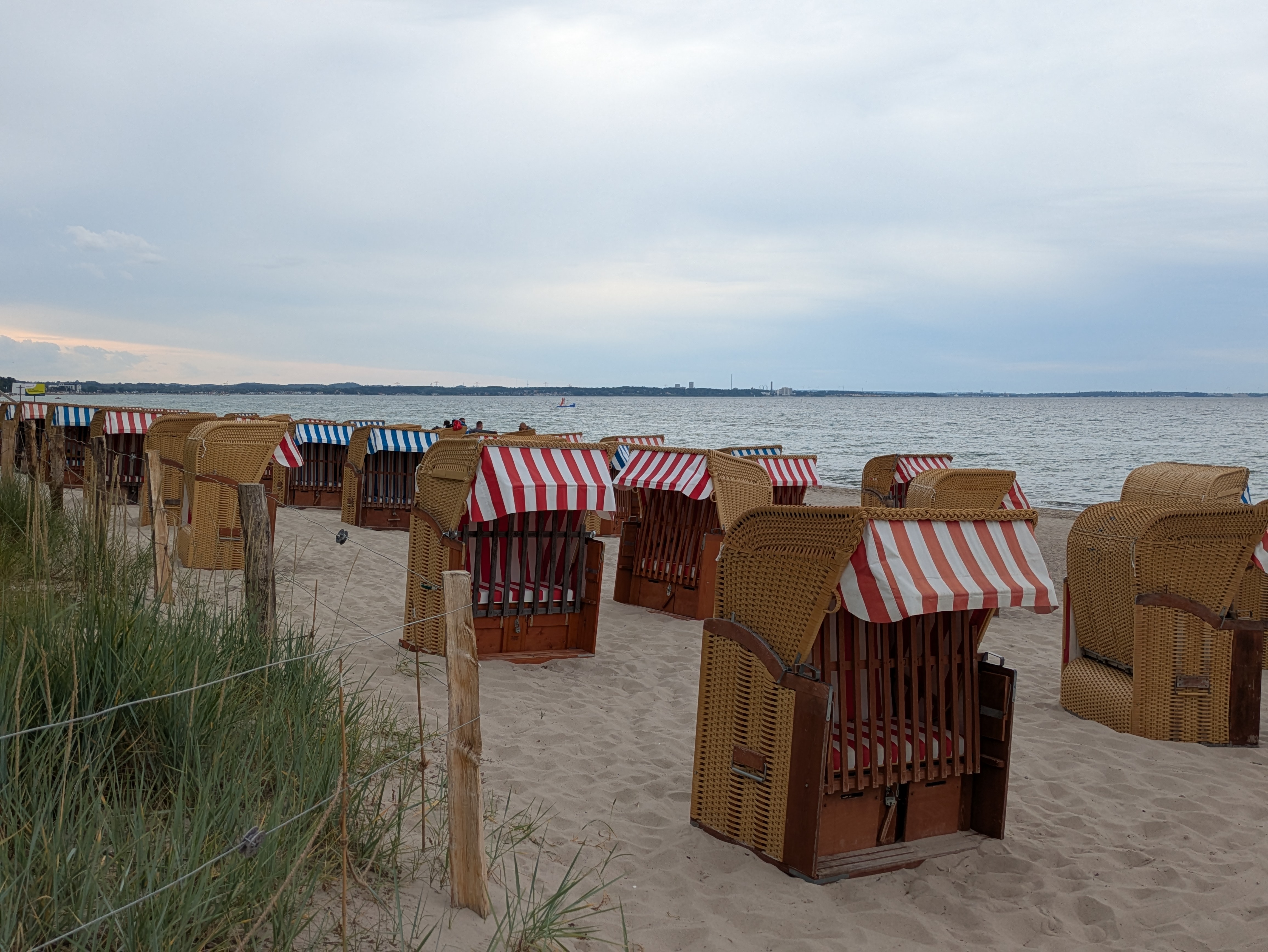 Pariner Straße 36G nach Pariner Straße 36H