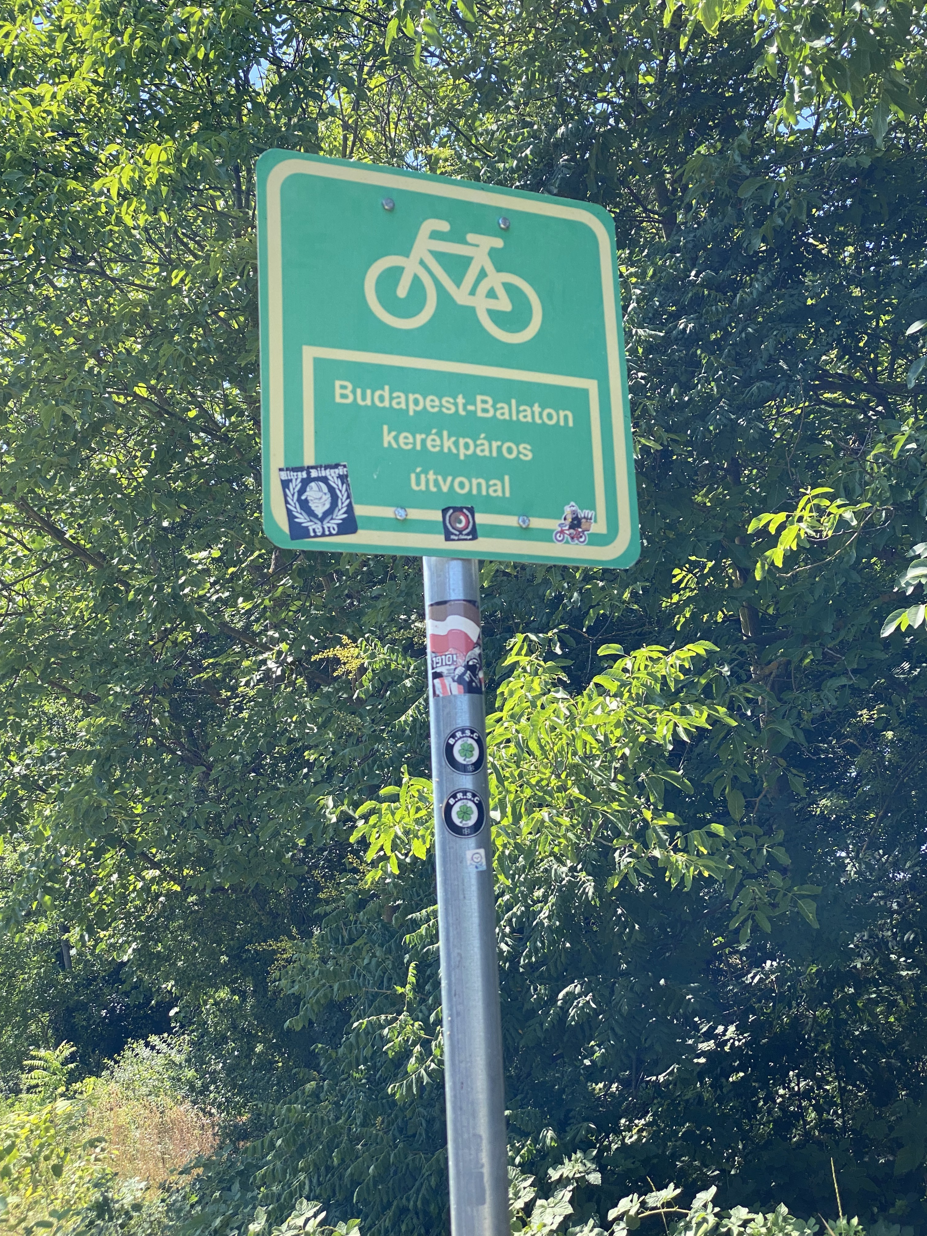 Menyecske utca, Budapest to Régivasútsor utca, Biatorbágy
