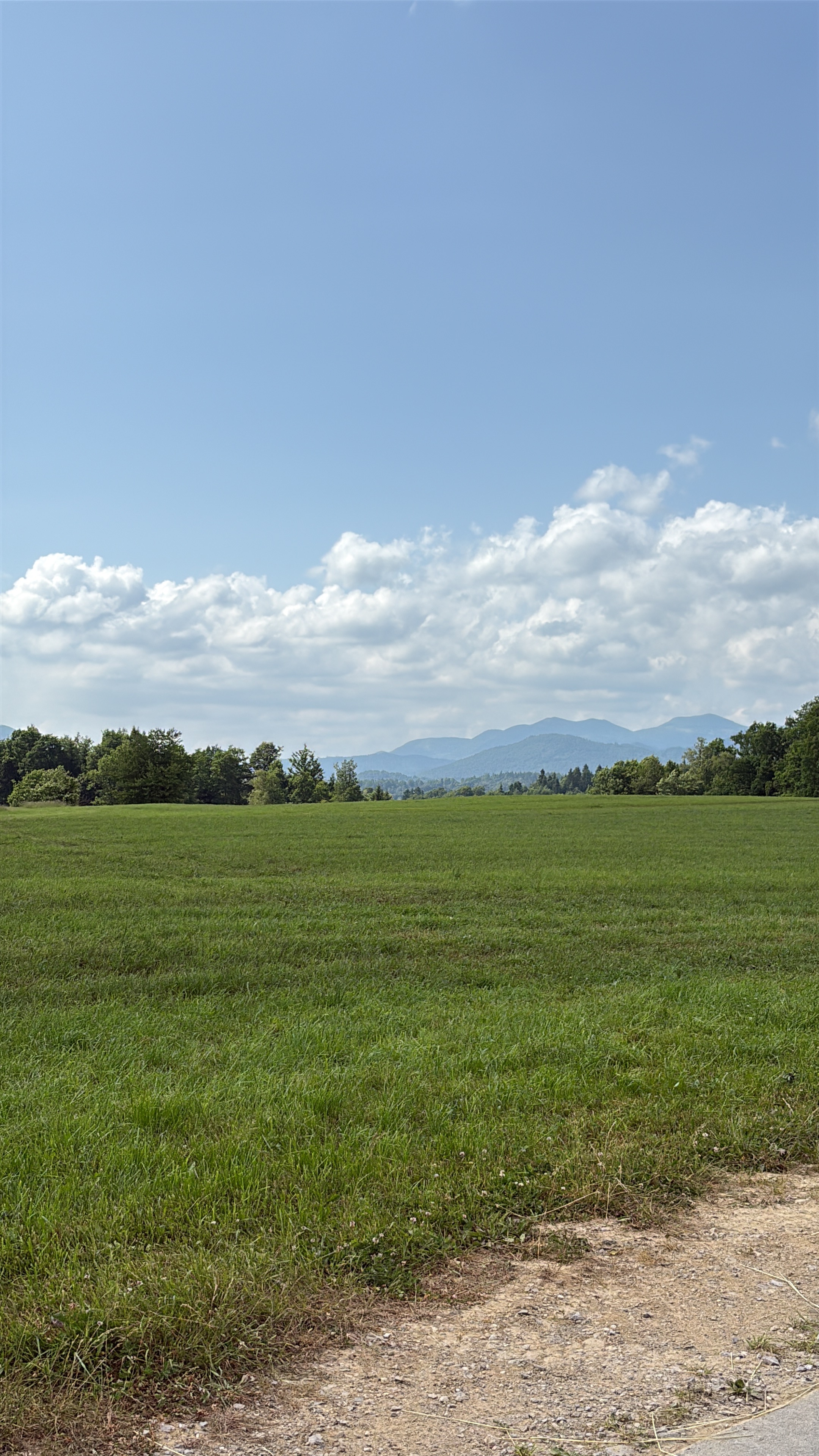 Photo 7 of the Bikemap route "Titov trg, Postojna a Tržaška cesta, Postojna"