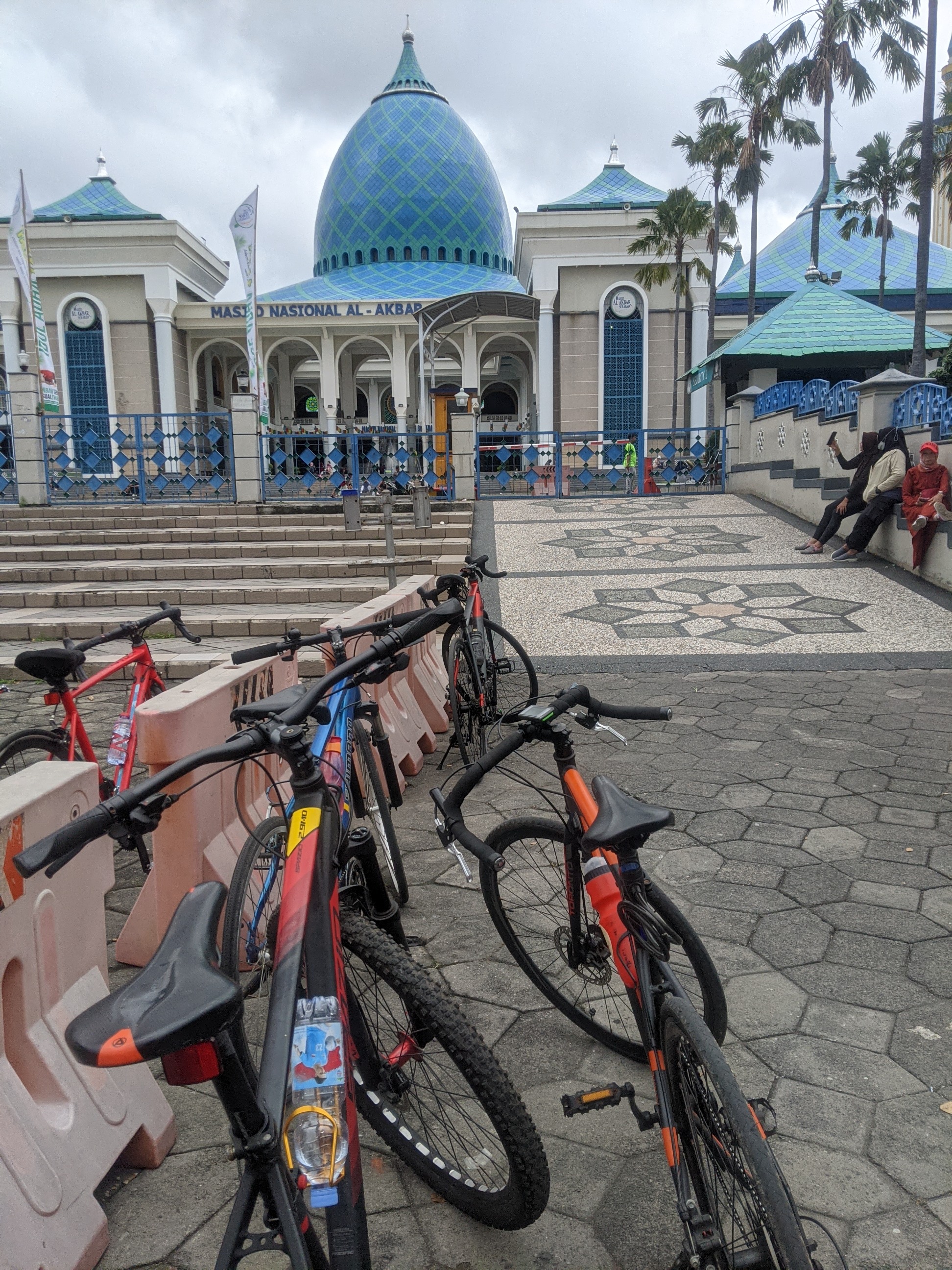 Kendung to Masjid Al Akbar Surabaya