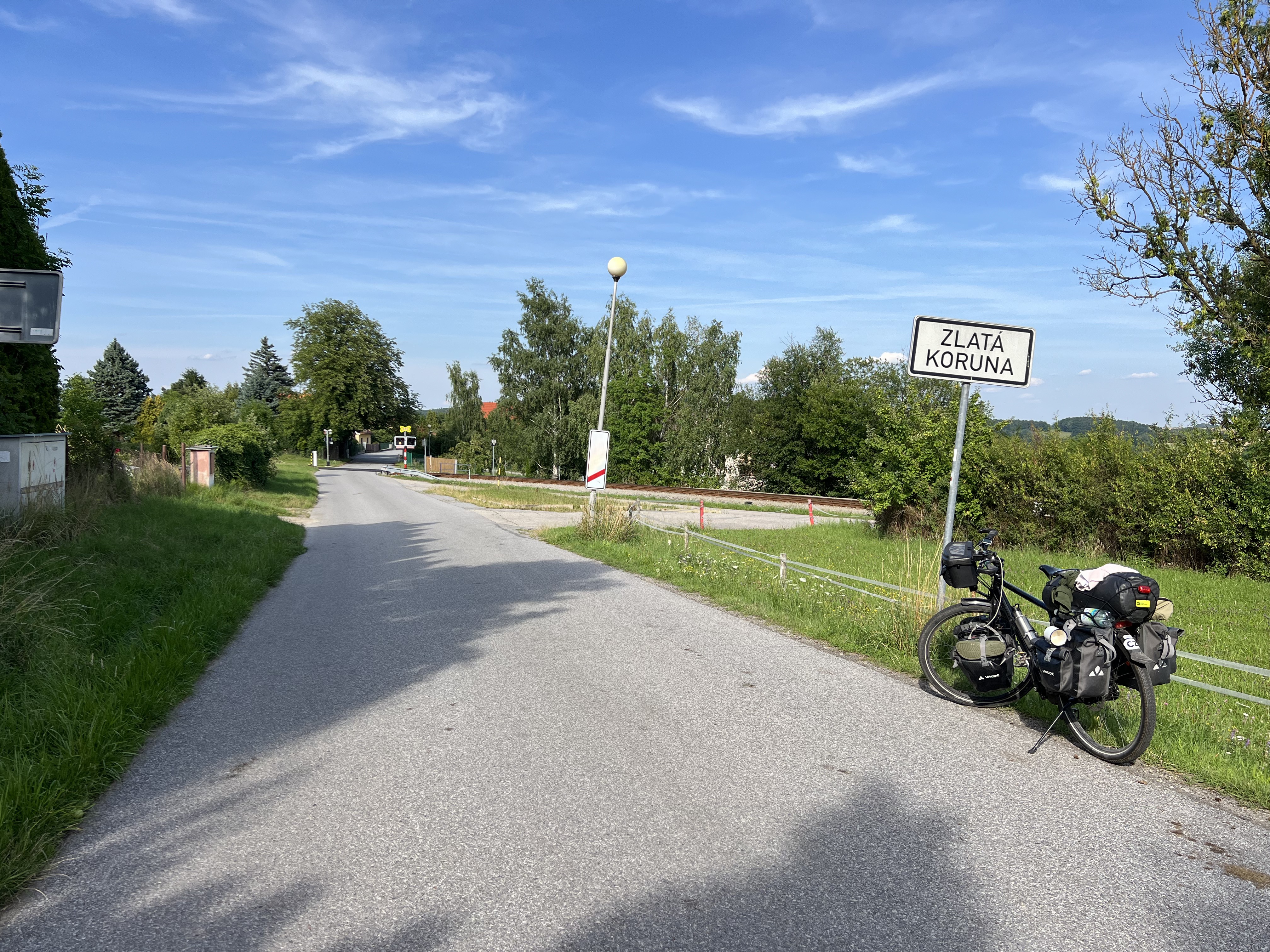20.7.-Vyšší Brod-Rozmberg-Rozmital-Cesky kr.-Zlatá Koruna 4:09hod-11,4km/hod-58,9max