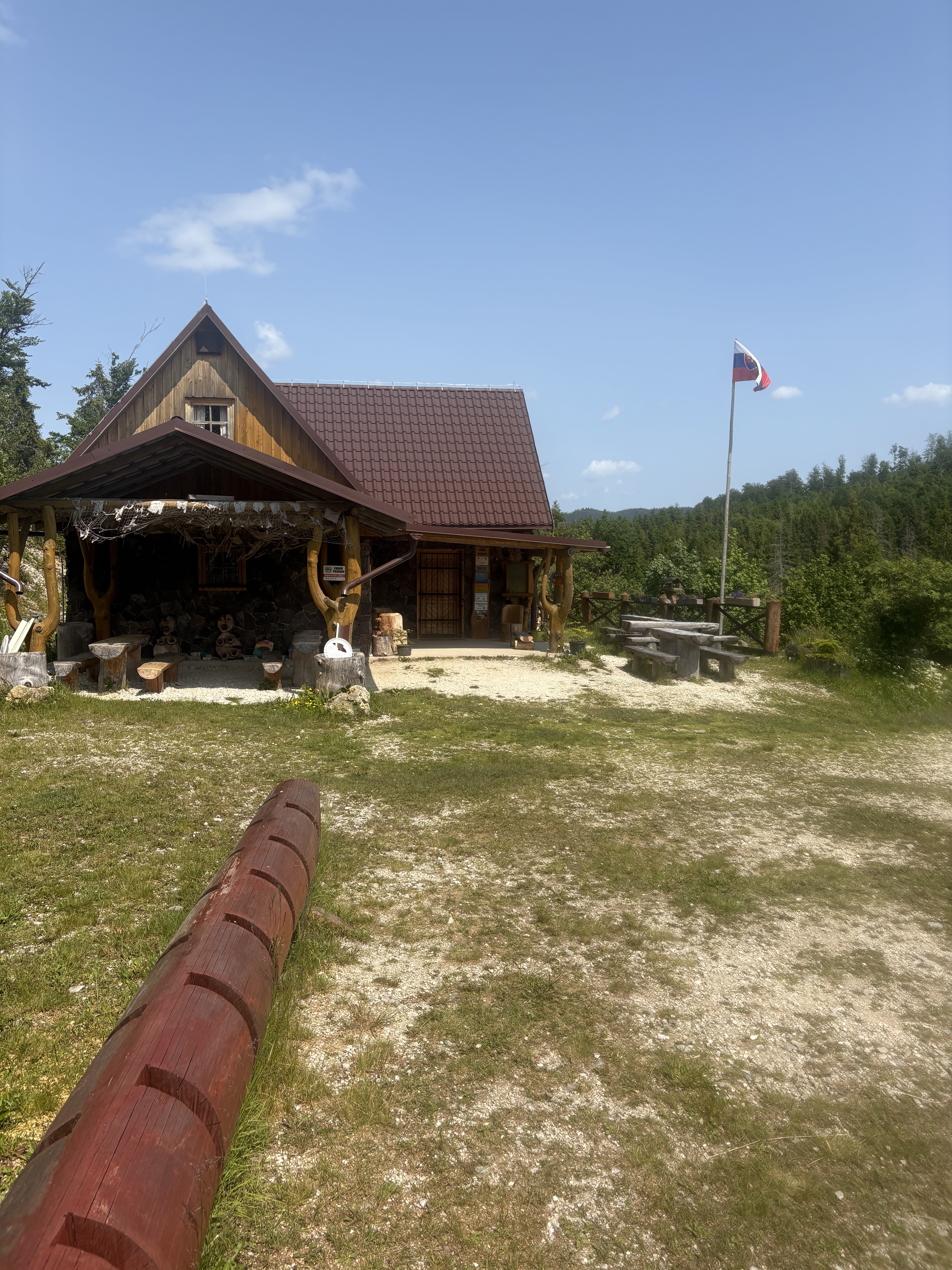 Hronská, Závadka nad Hronom až Hronská, Závadka nad Hronom