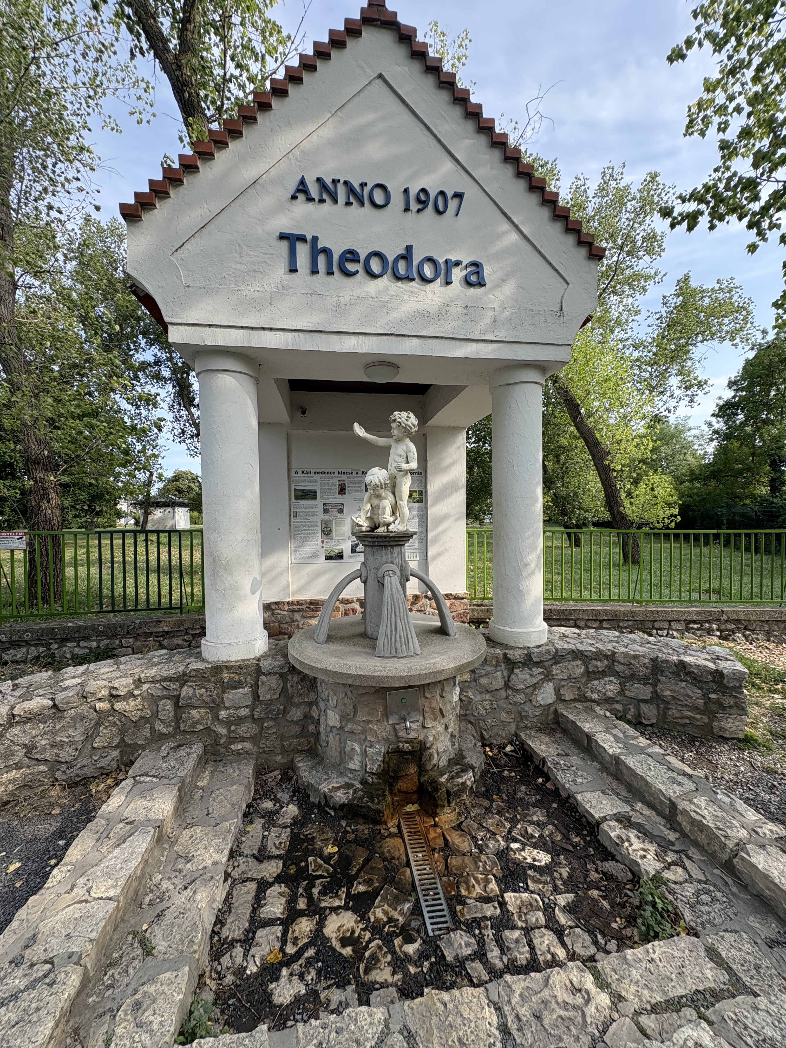 Balaton utca, Badacsonytomaj - 73133-as mellékút, Kékkút