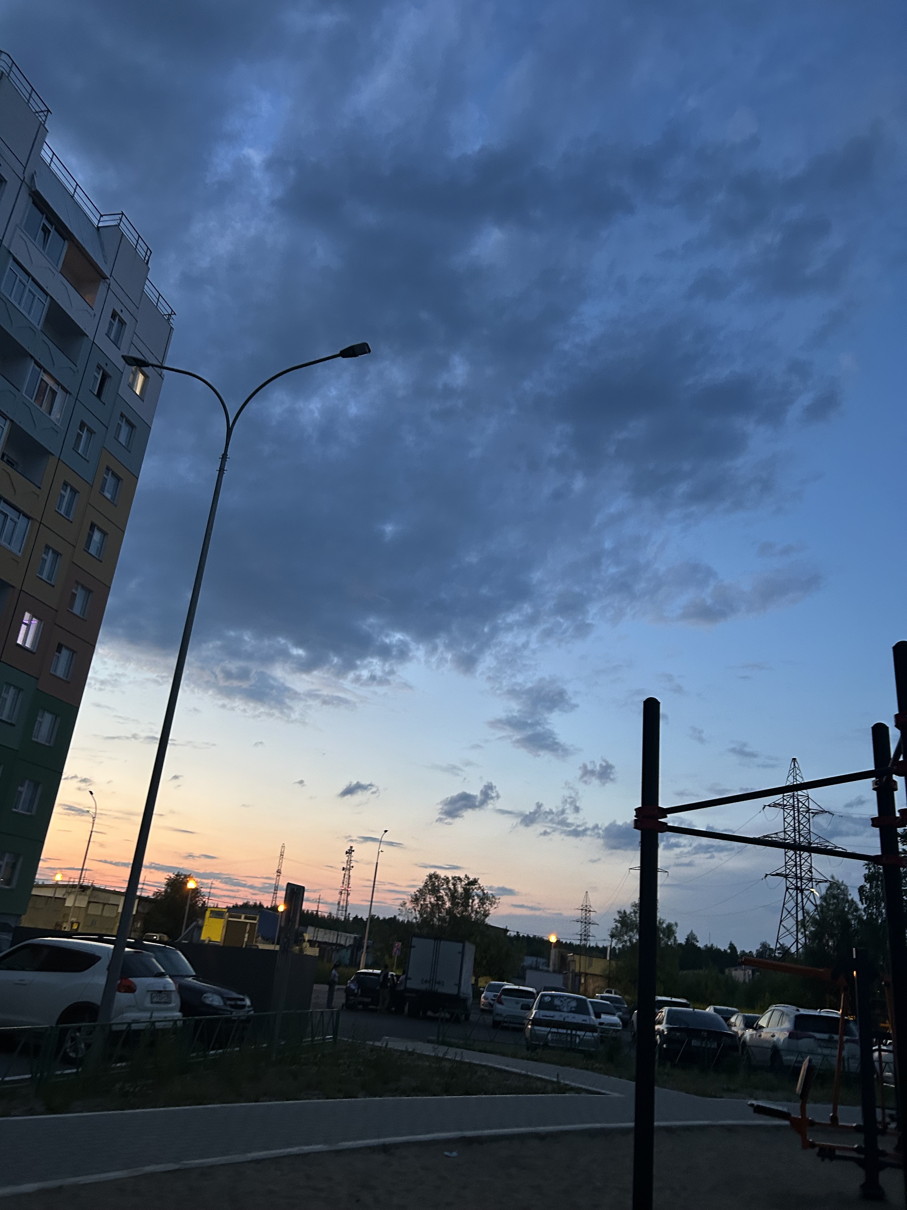Спортивная улица, Нижневартовск до Спортивная улица, Нижневартовск