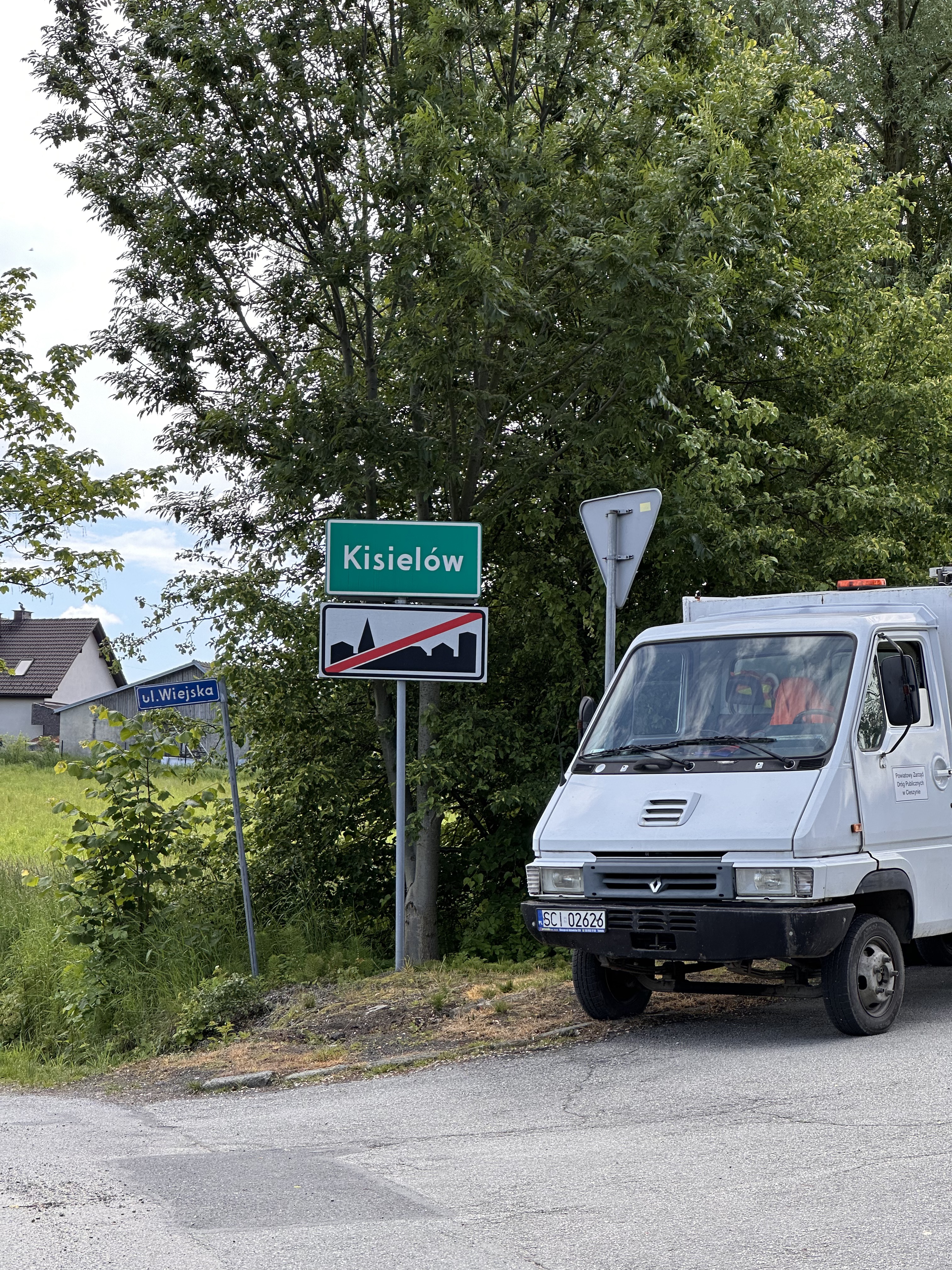 Kątowa, Cieszyn to Adama Mickiewicza, Skoczów