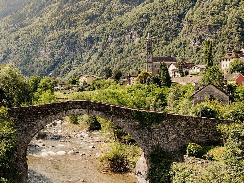From Locarno to Airolo
