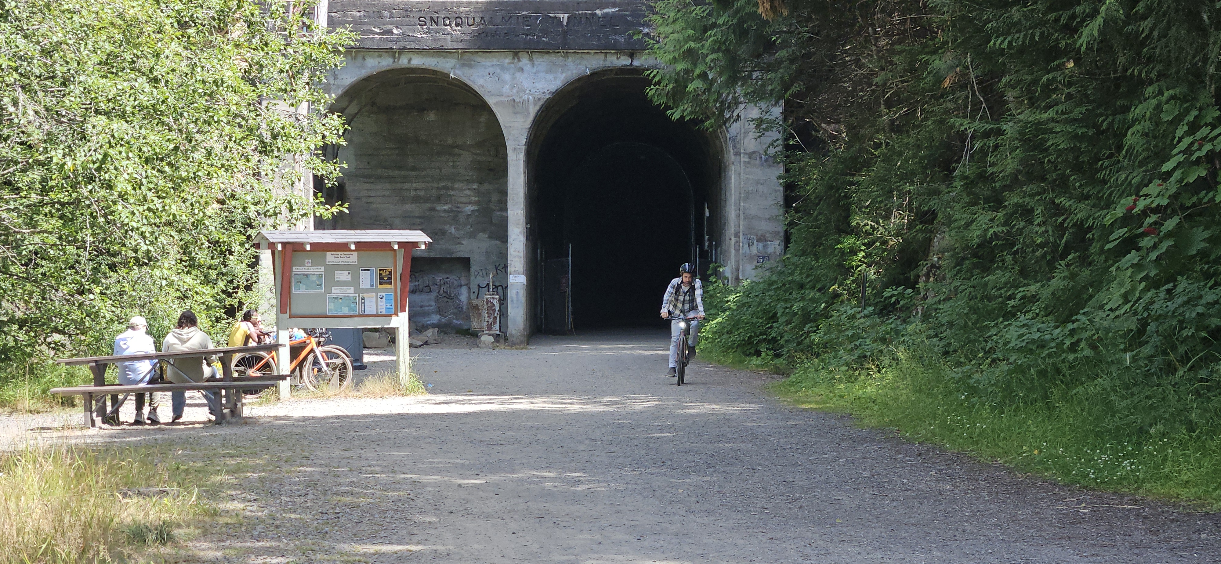 Photo 8 de l’itinéraire Bikemap « Rattlesnake Lake to Hyak with Matt; return »