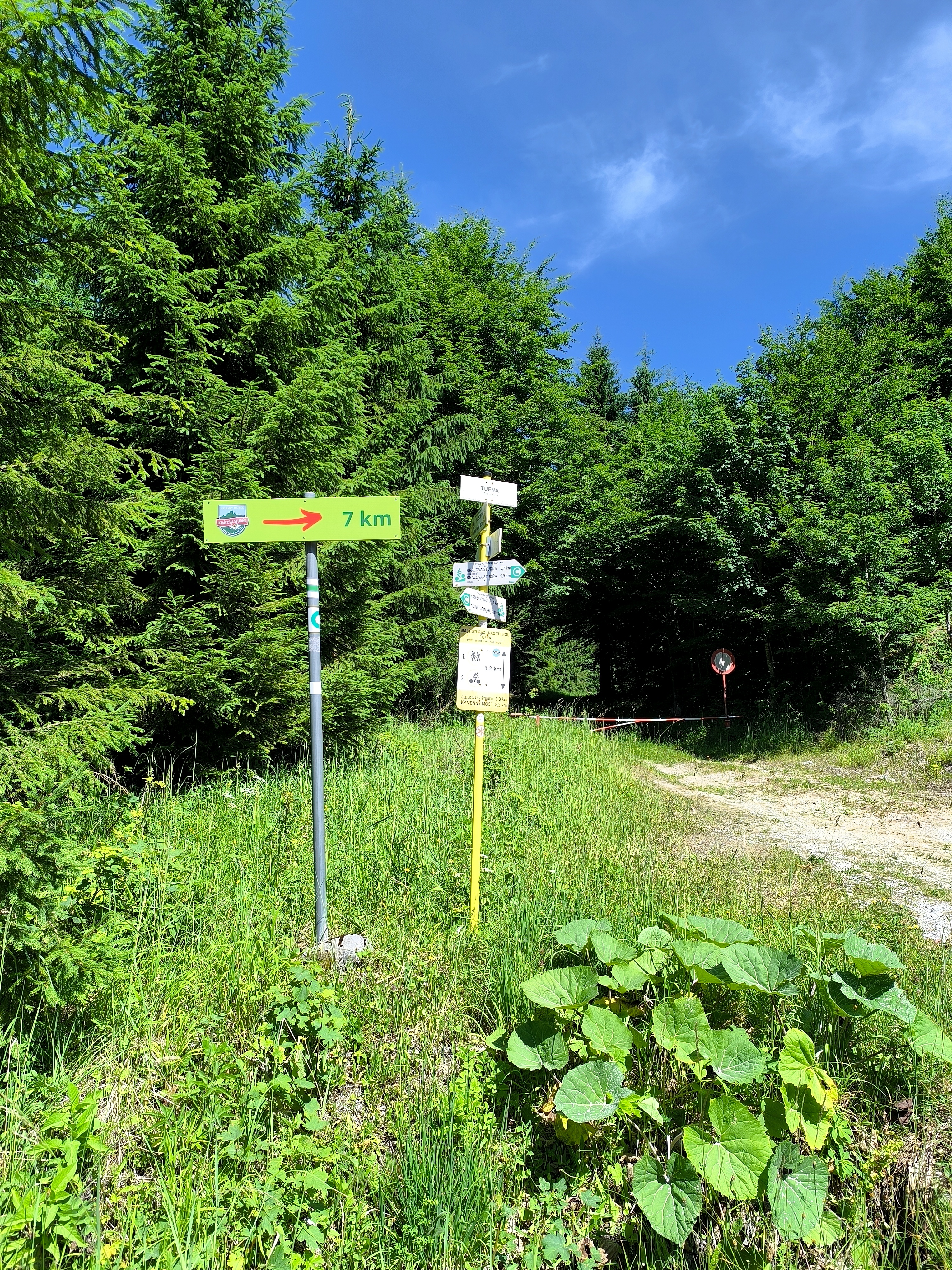 Photo 7 de l’itinéraire Bikemap « Horný Harmanec, Kráľova studňa, Šturec, H. Harmanec »