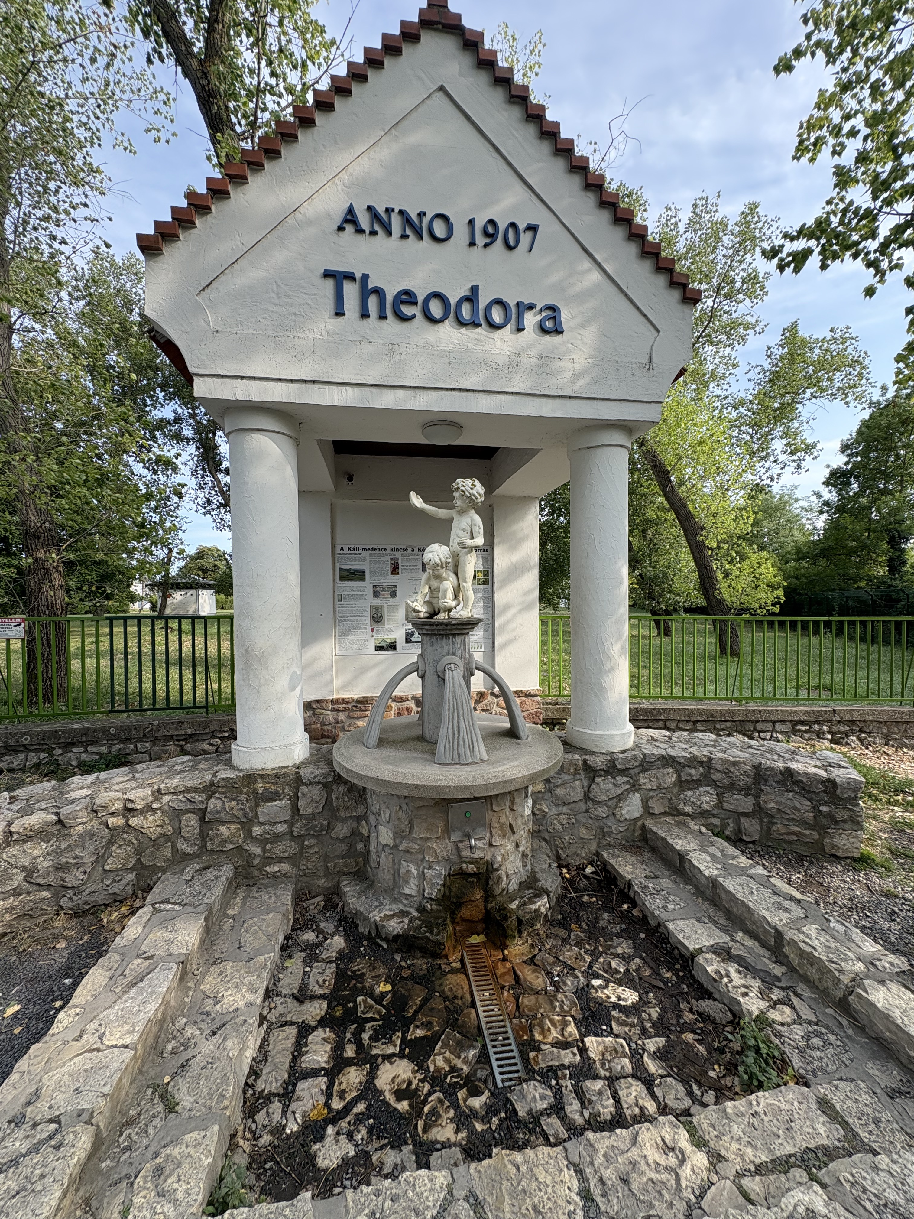 Balaton utca, Badacsonytomaj - 73133-as mellékút, Kékkút