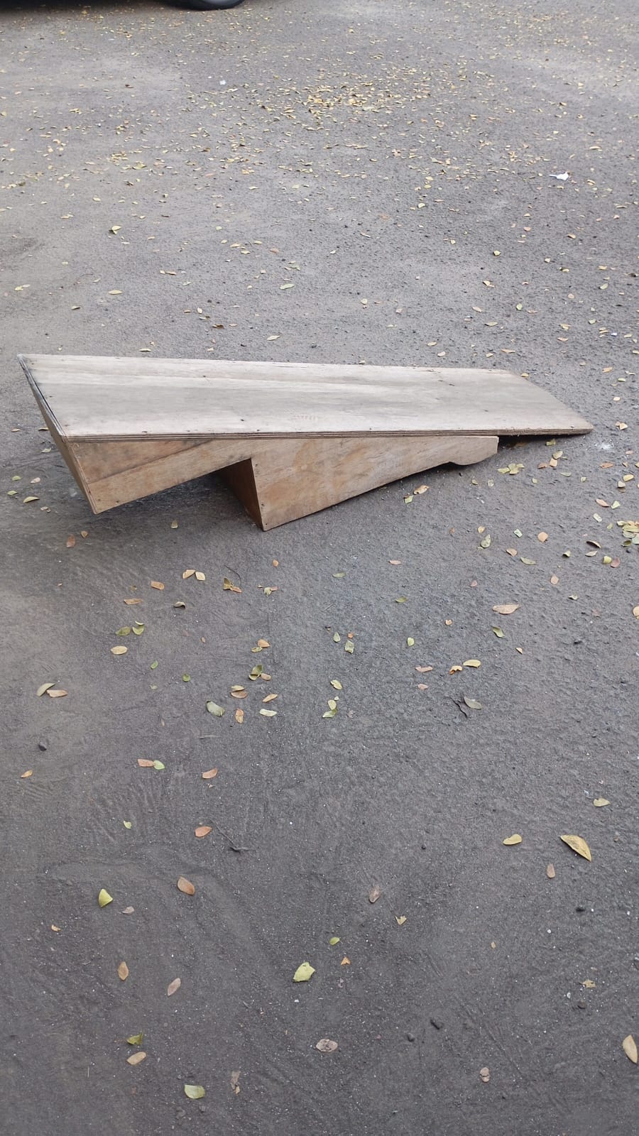 Foto 8 der Bikemap-Route "Jalan Sutera Alba Utama No.28 ~ Jalan Sutera Alba Utama No.28" Foto 8 der Bikemap-Route "Jalan Sutera Alba Utama No.28 ~ Jalan Sutera Alba Utama No.28"