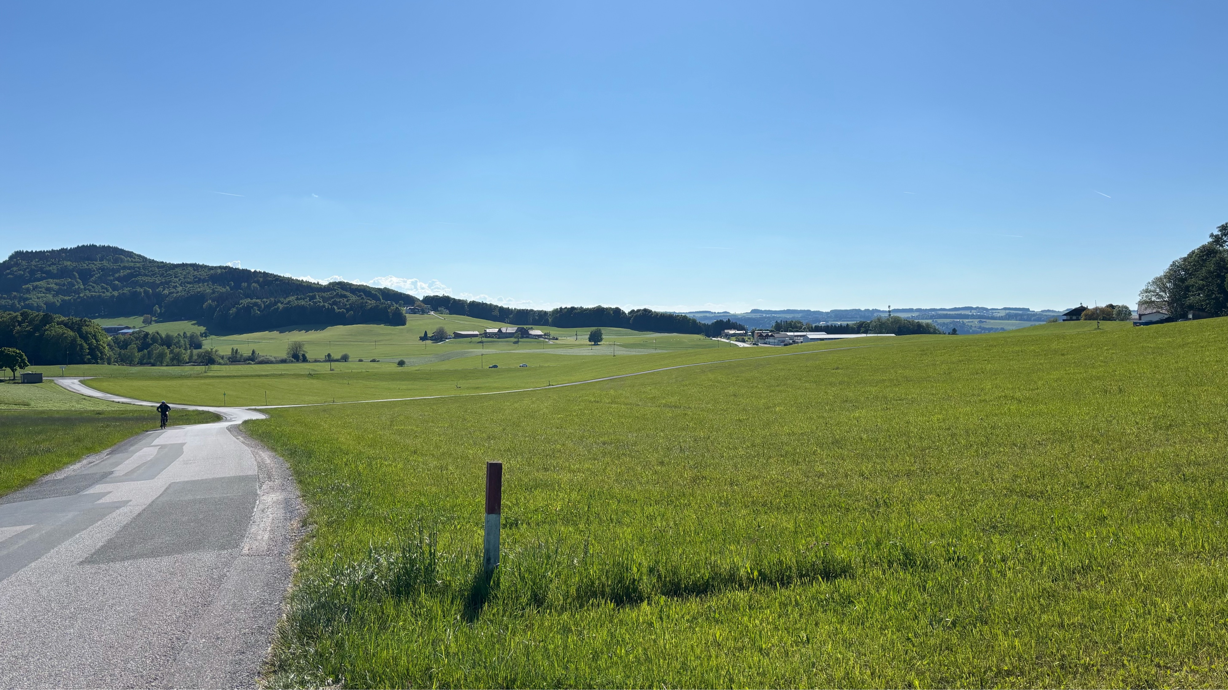 Photo 7 of the Bikemap route "Salzburg - Henndorf - Steindorf - Friedburg - Lochen - Mattsee - Elixhausen - Salzburg"