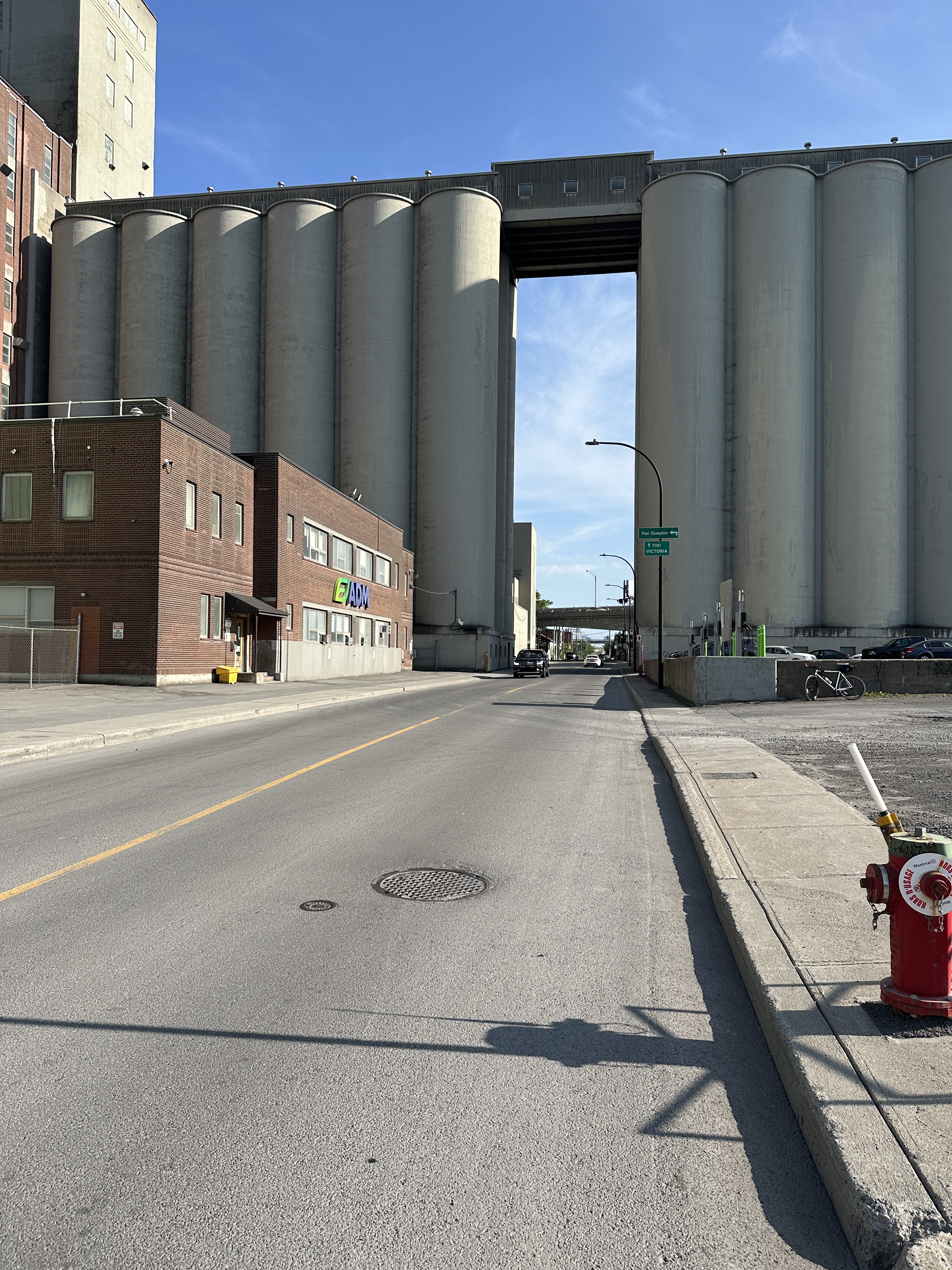 Av Laurier O, Montréal to Boul St-Laurent, Montréal