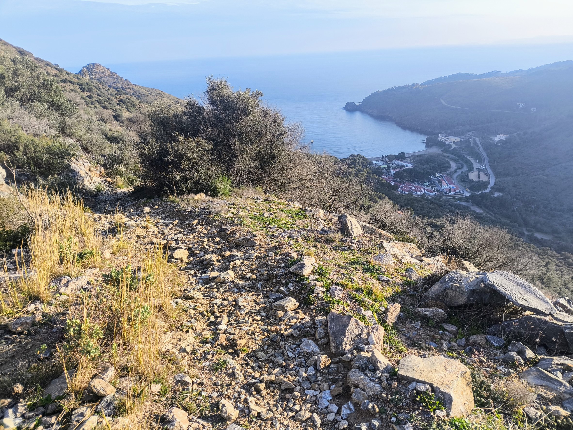 17 Roses Fràgam Pla-d'en-Caussa Peni Pedres-Negres Puig-Rodó Pla-de-la-Guàrdia Montjoi Lledó Falconera Almadrava Puig-Rom Port