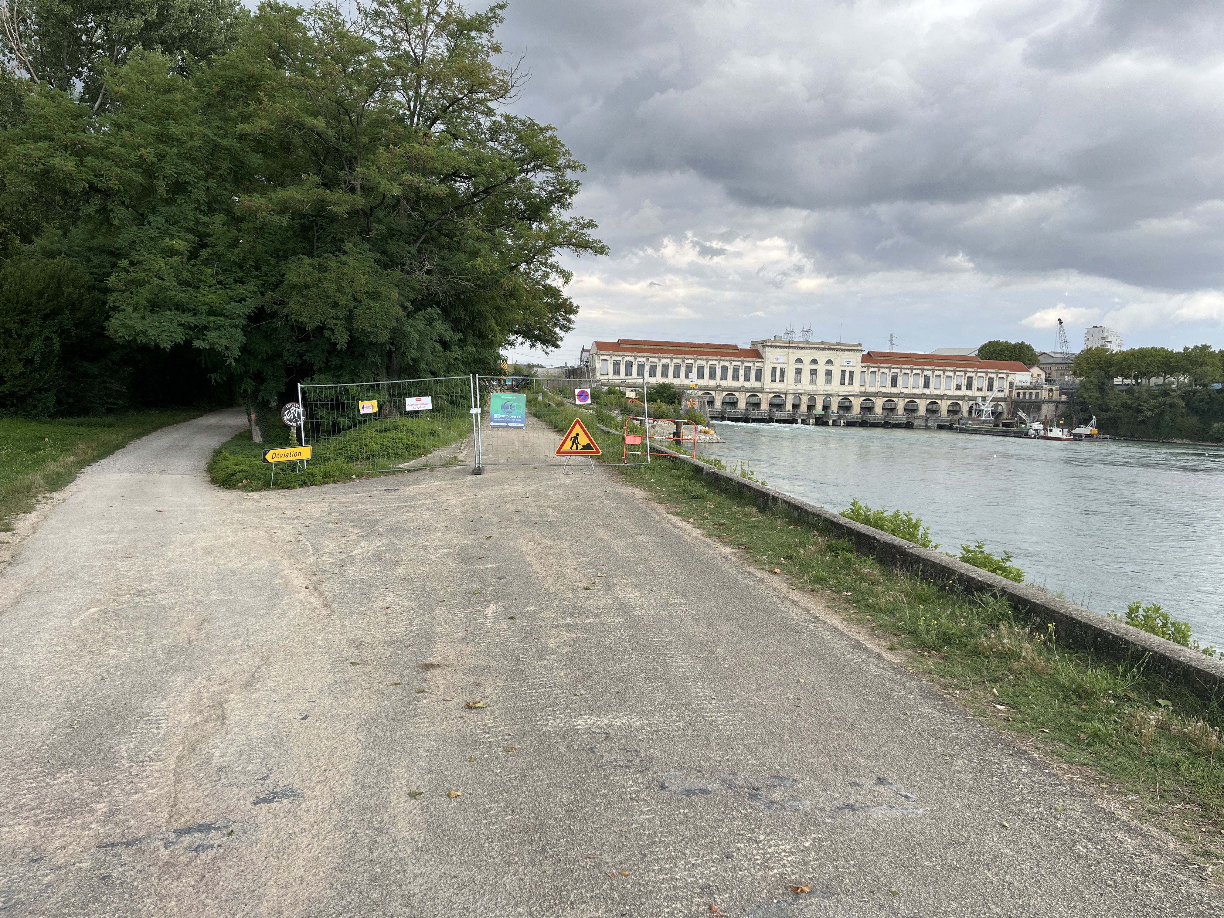 Quai Victor Augagneur, Lyon to Rue Maryse Bastié, Bron