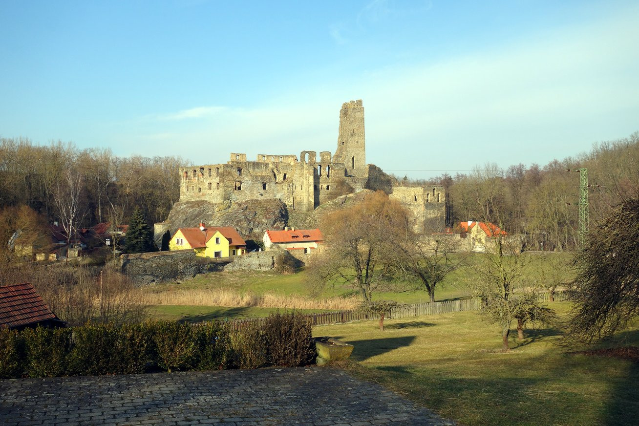 Budeč a Okoř