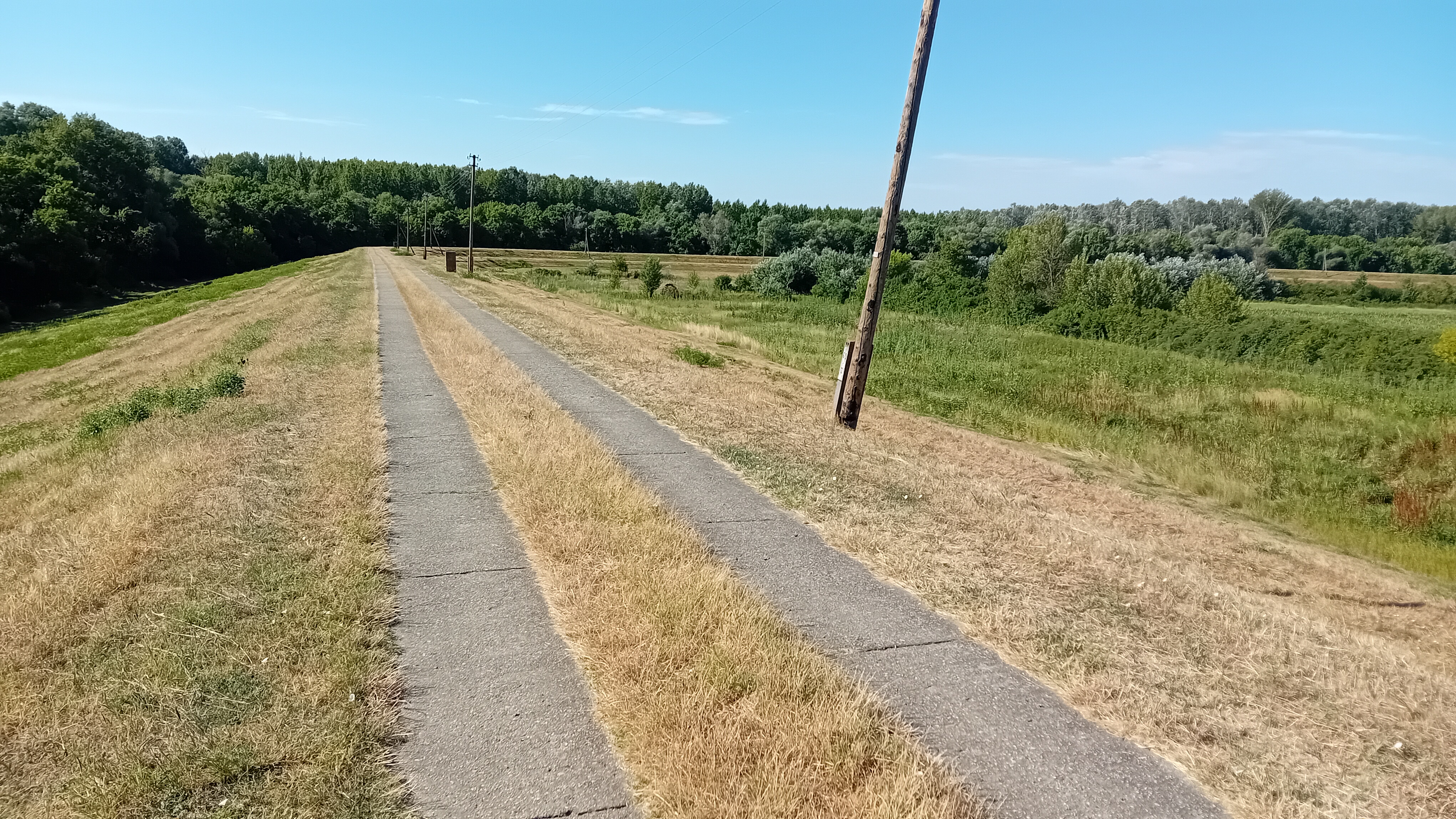 Hársfa utca - Űrhajós utca