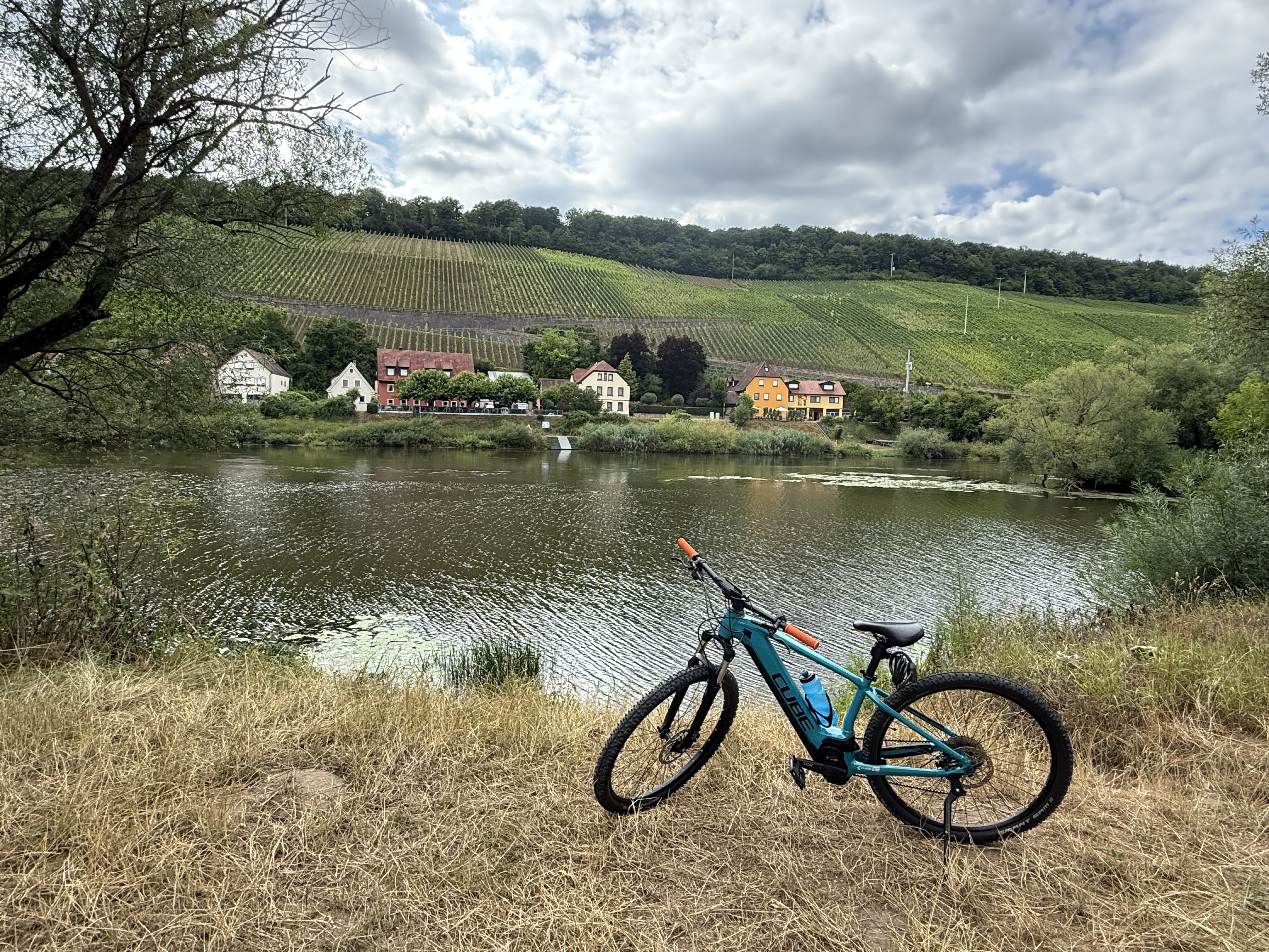 Foto 8 der Bikemap-Route "Schweinfurter Straße, Schwarzach am Main nach Schweinfurter Straße, Schwarzach am Main"