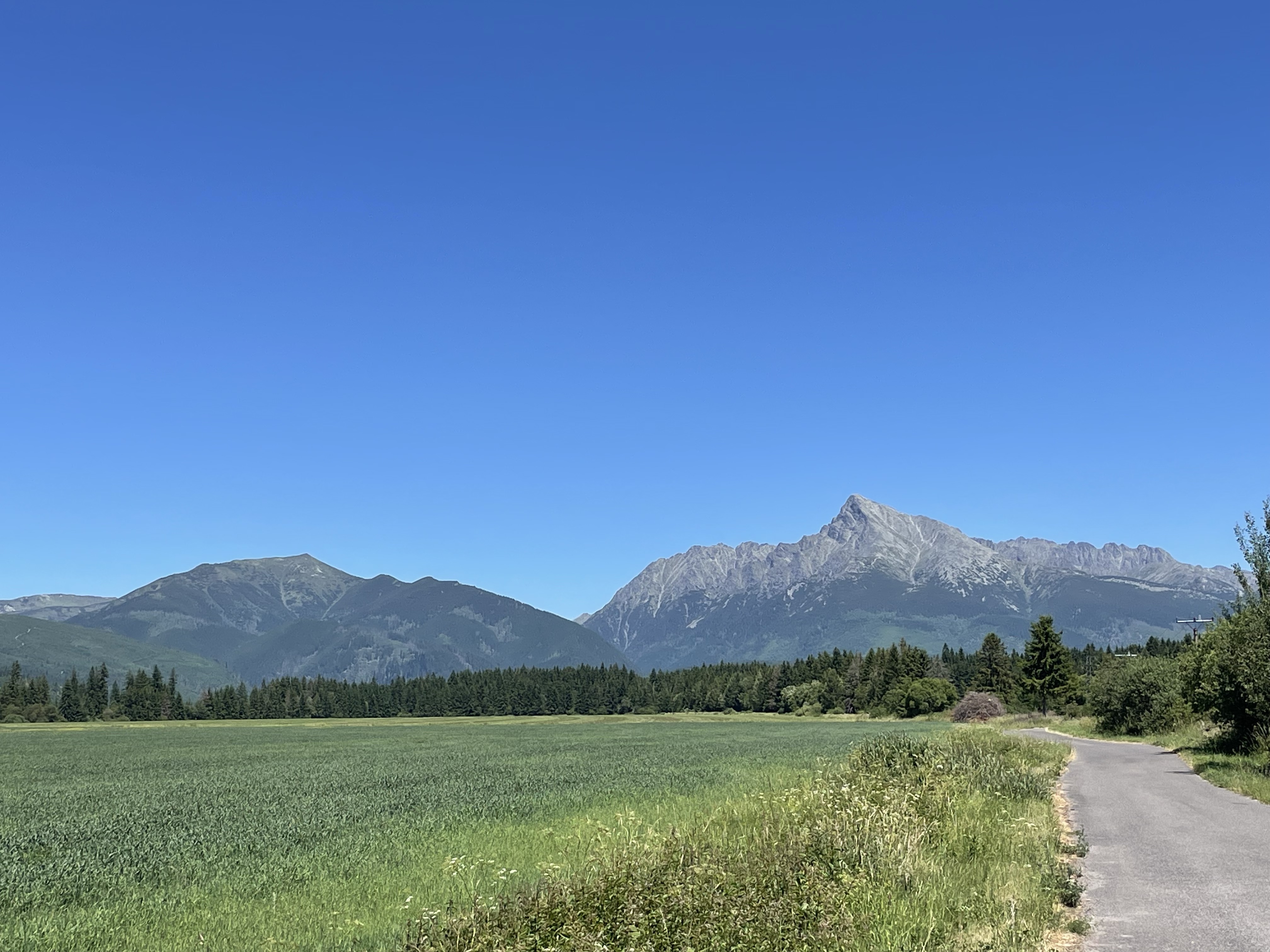 Foto 3 der Bikemap-Route "Belanská, Liptovský Hrádok to Slovenského Národného Povstania, Liptovský Hrádok" Foto 3 der Bikemap-Route "Belanská, Liptovský Hrádok to Slovenského Národného Povstania, Liptovský Hrádok"