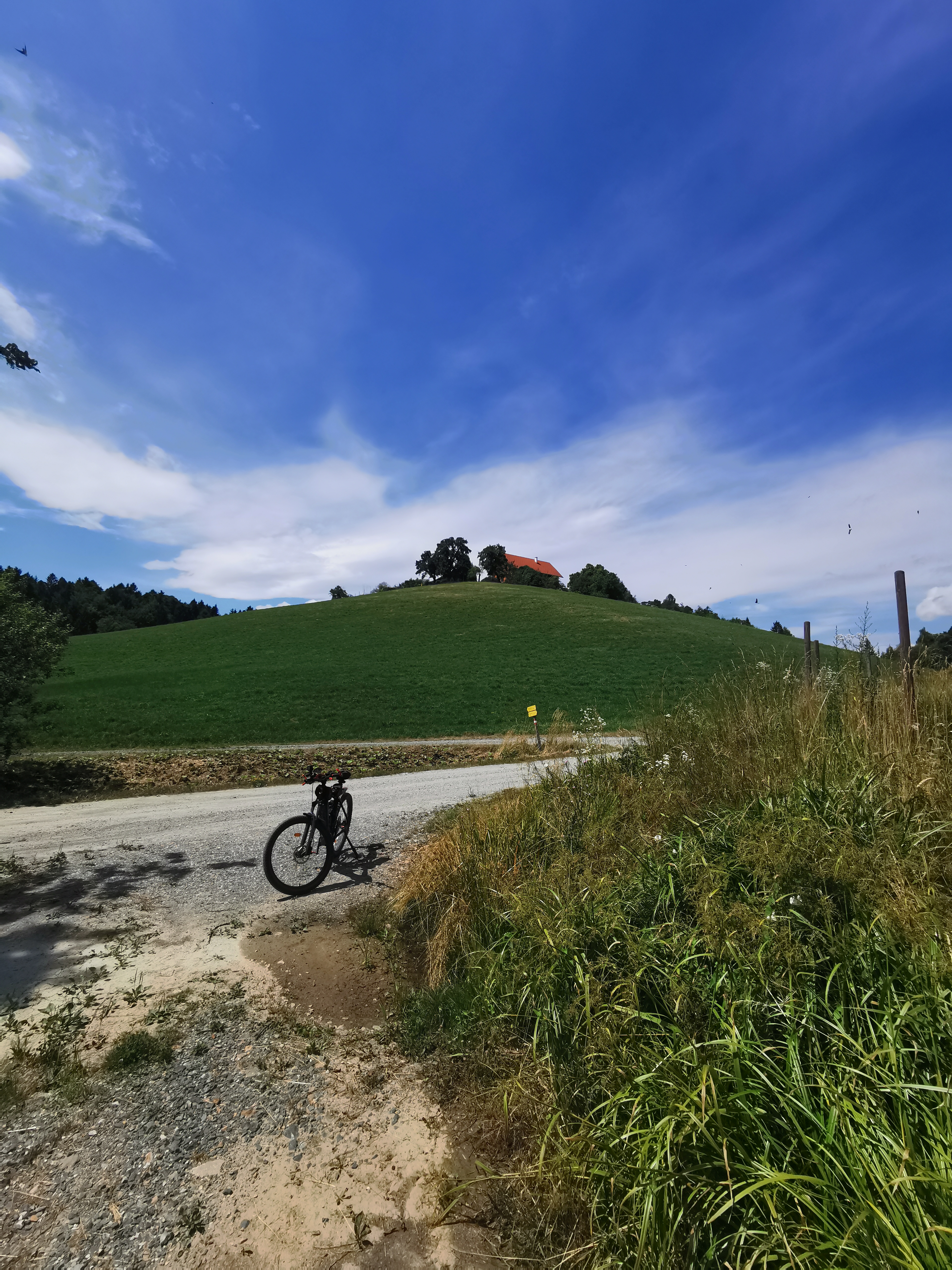 Photo 4 de l’itinéraire Bikemap « Jocova ulica to Ulica Rezike Zalaznik » Photo 4 de l’itinéraire Bikemap « Jocova ulica to Ulica Rezike Zalaznik »