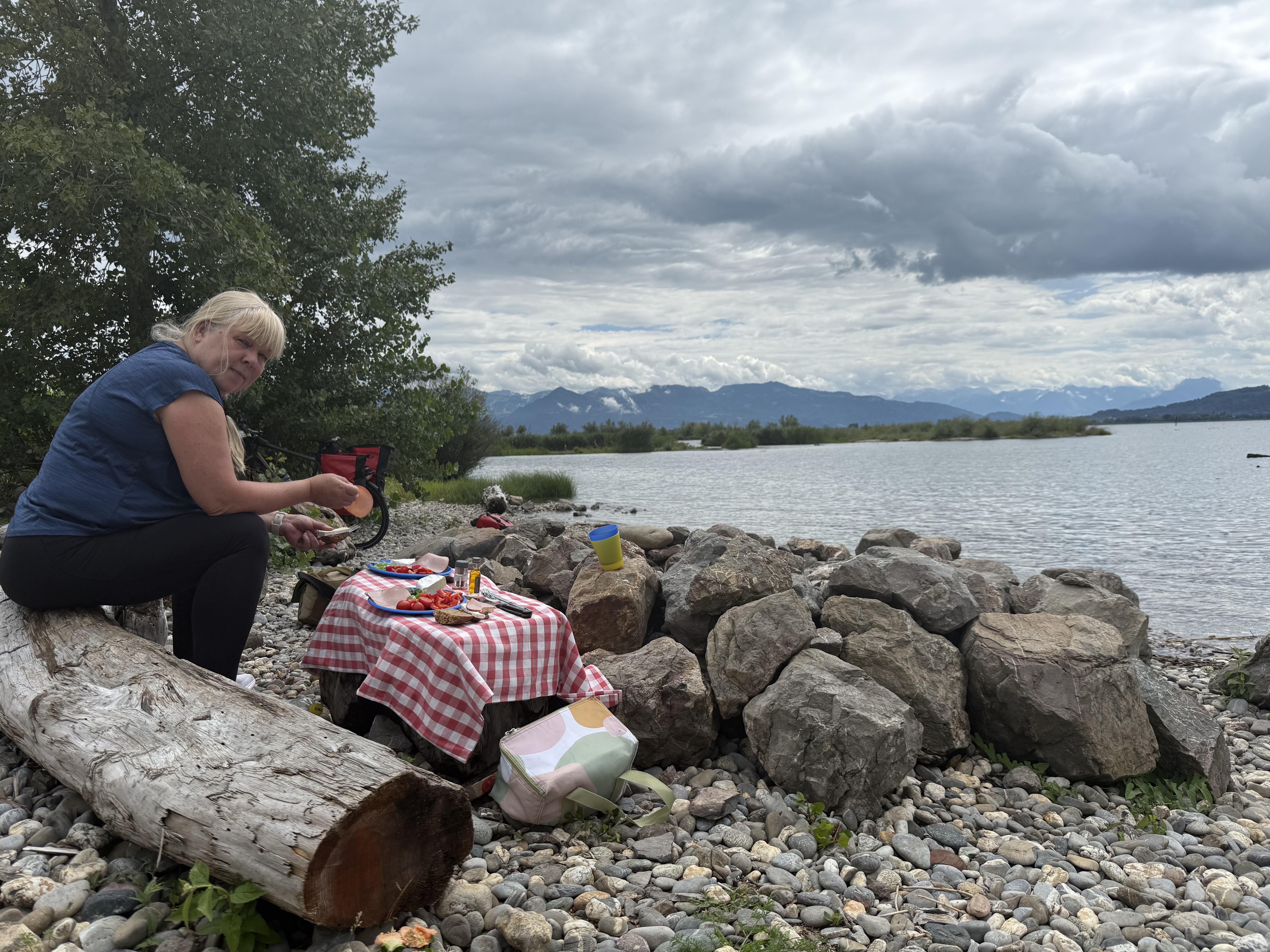 Auf dem Wall, Lindau to Landstraße, Höchst