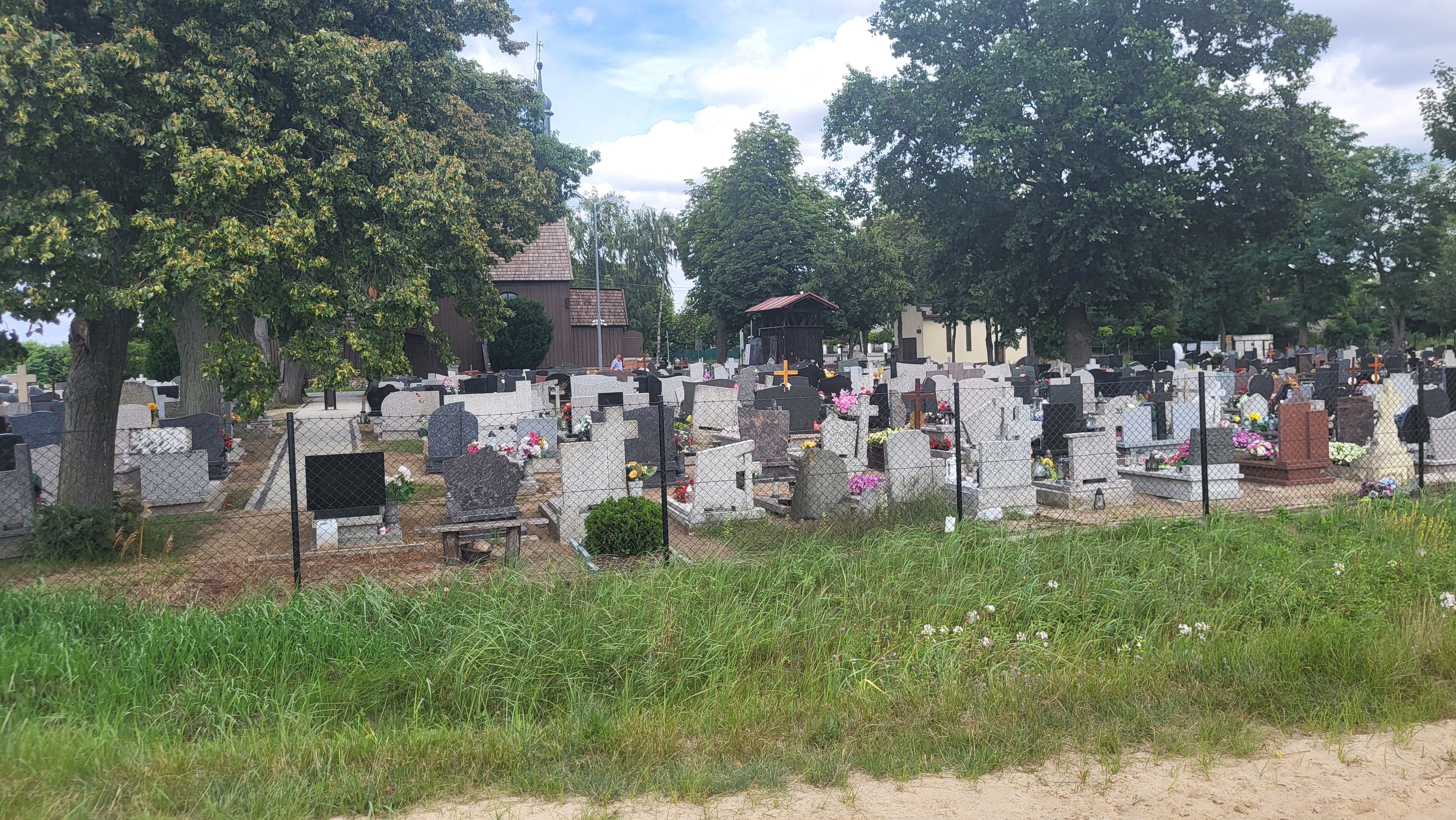 Kościelna do Rekreacyjna 77a