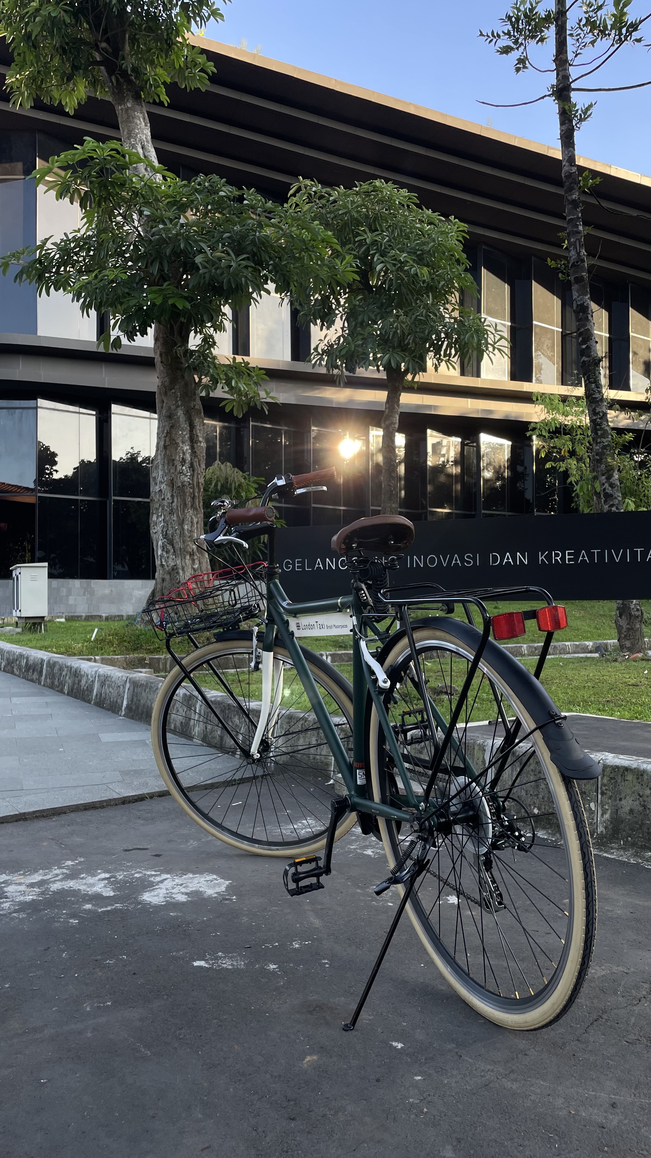 Perumahan Griya Mrisi Indah Blok E, Bantul to Perumahan Griya Mrisi Indah Blok E, Bantul