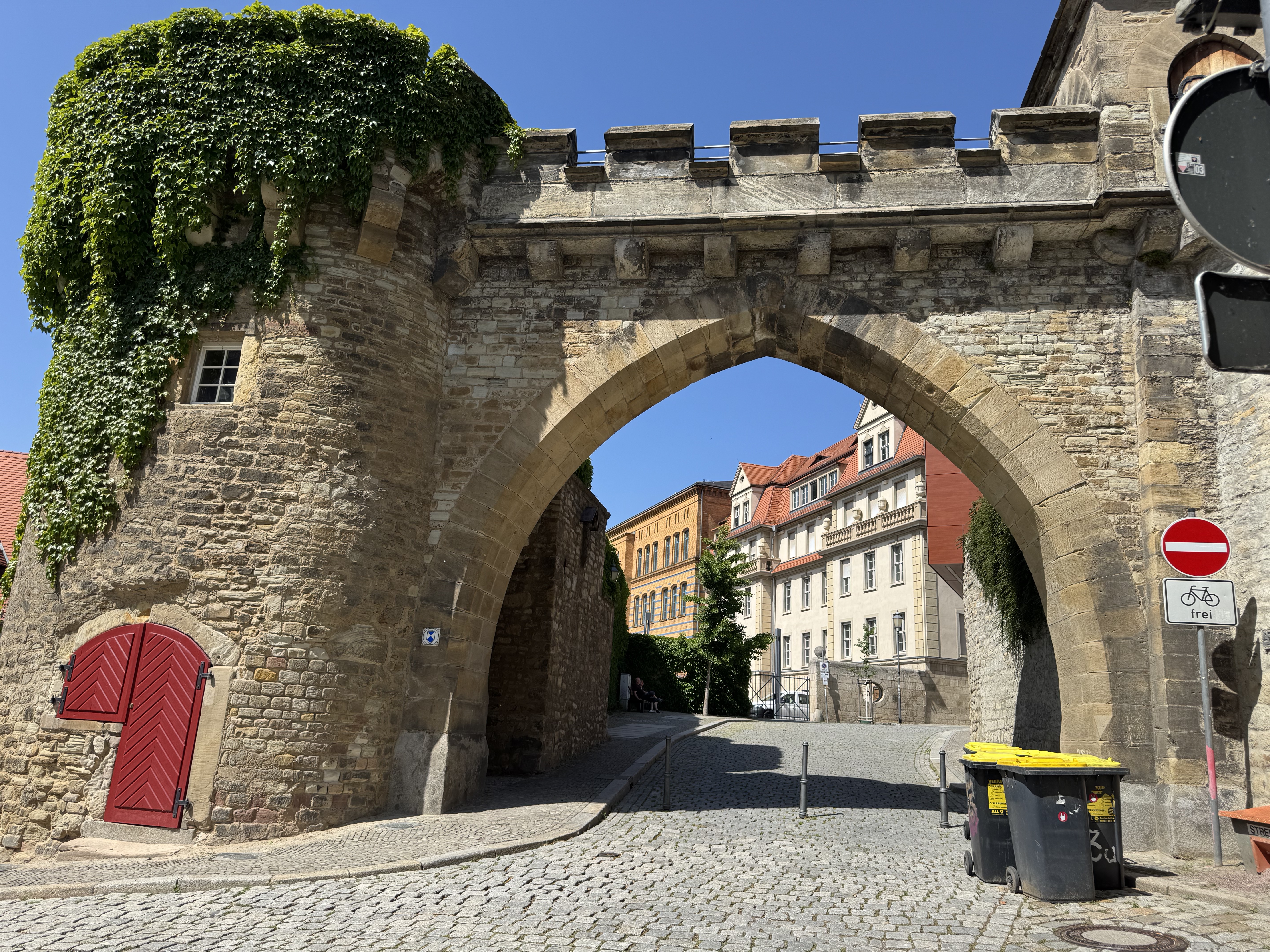 Topfmarkt, Naumburg nach Hallorenring, Halle (Saale)