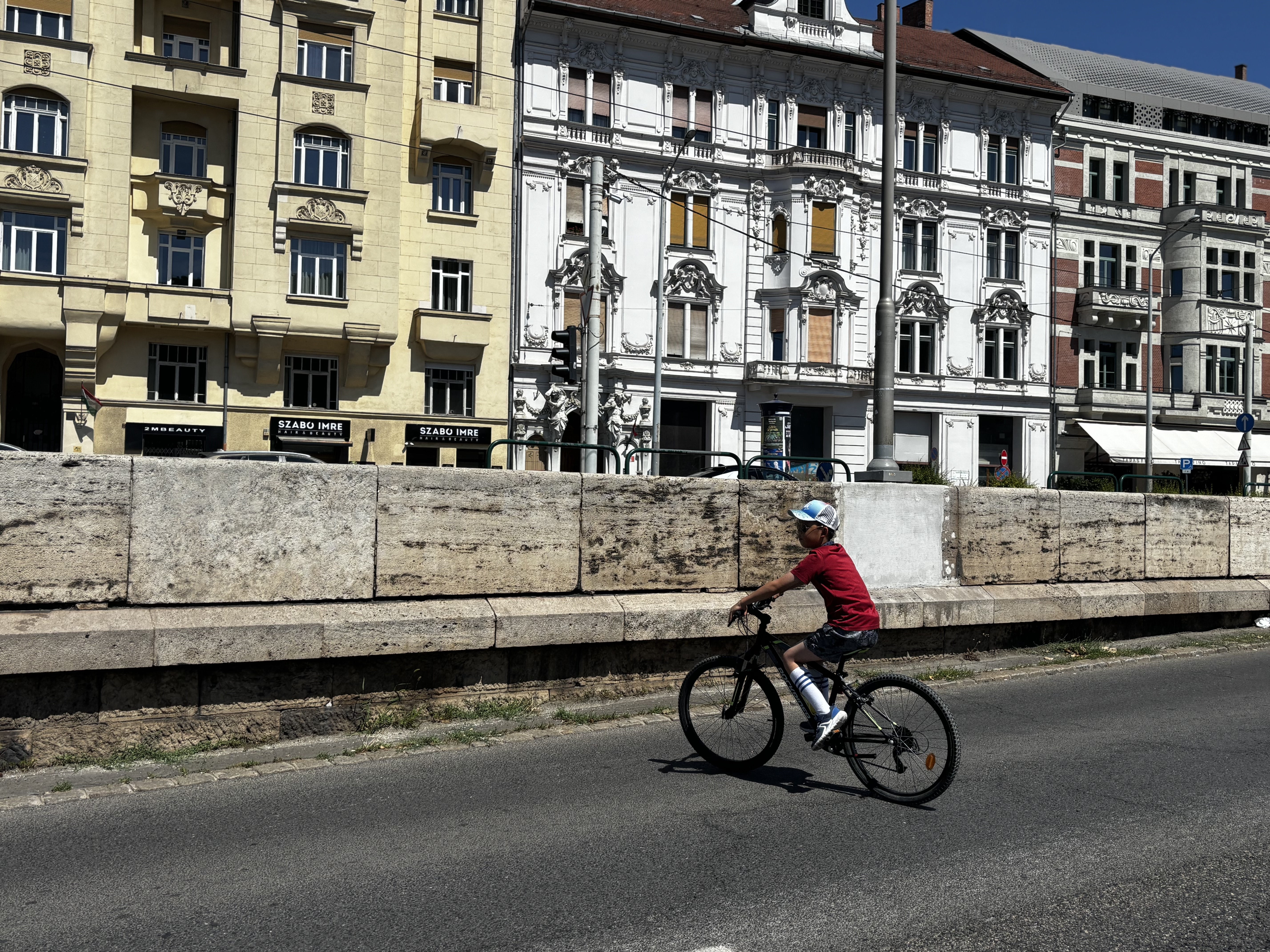 Folyamőr utca, 布达佩斯市 to Nehrupart, 布达佩斯市