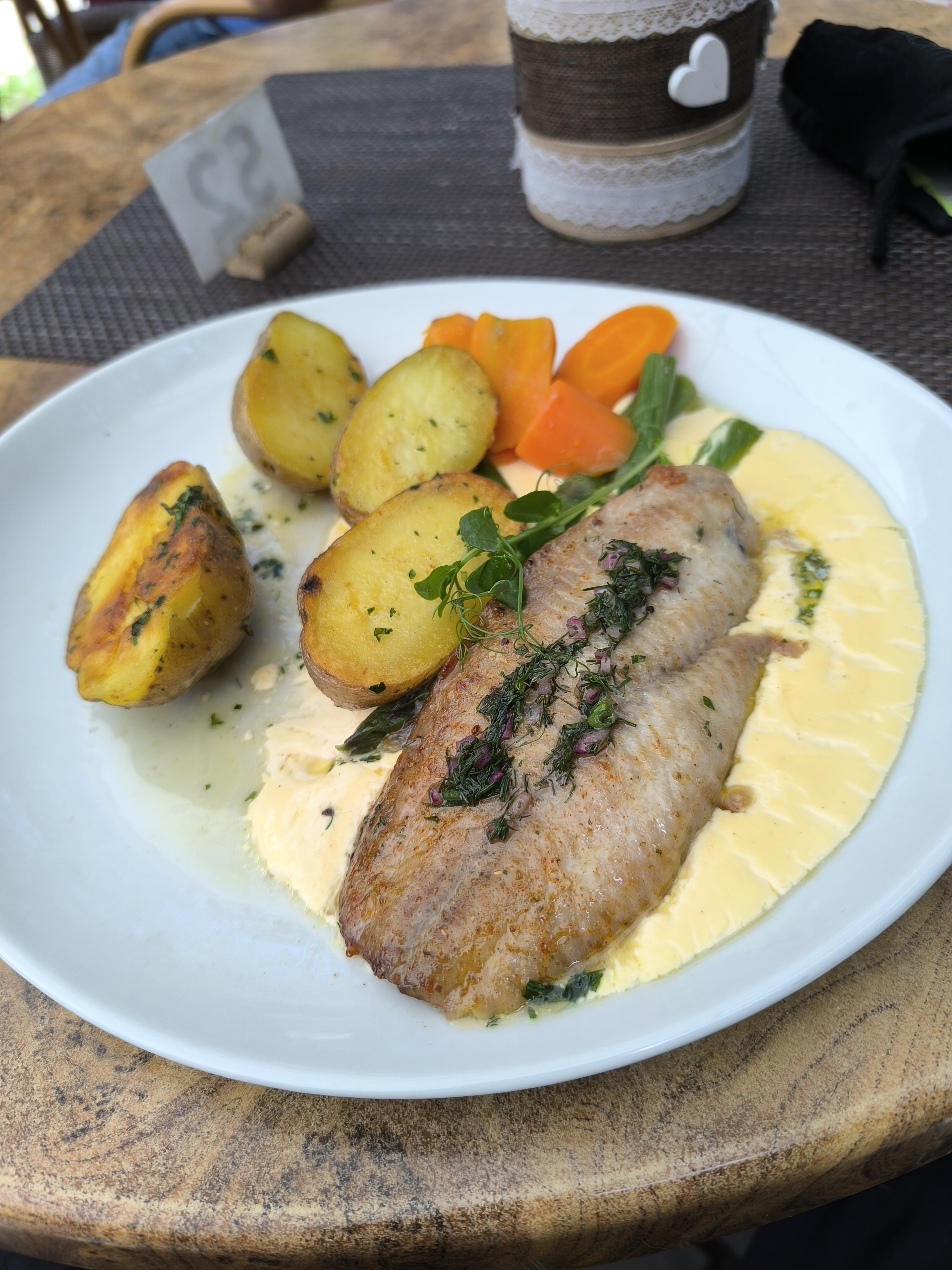 Z Handlovej lesnou cestou do reštaurácie Púšť pri Prievidzi