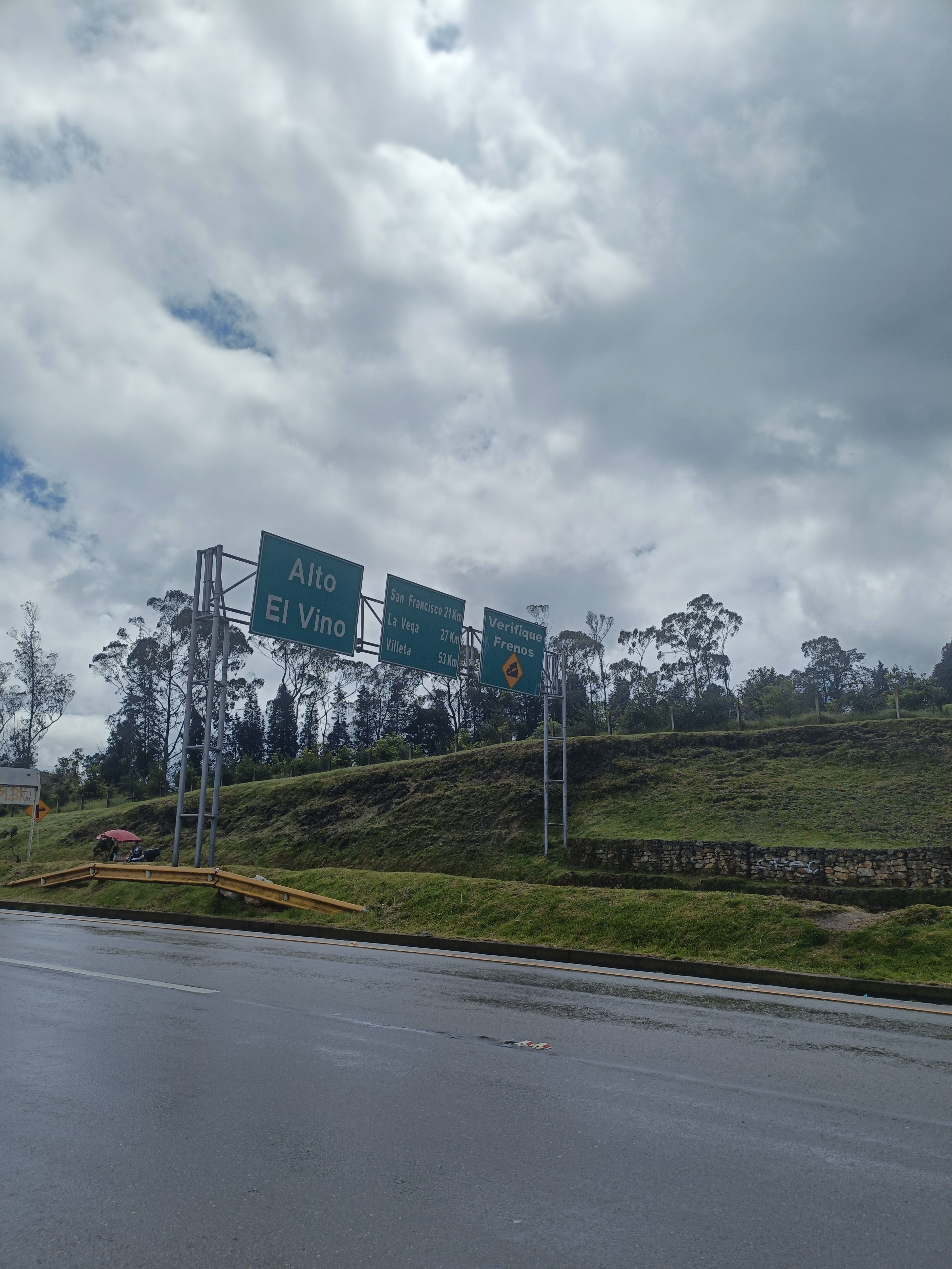 Foto 3 de la ruta de Bikemap "De Calle 127f # 93F-31 a Calle 127f # 93F-12" Foto 3 de la ruta de Bikemap "De Calle 127f # 93F-31 a Calle 127f # 93F-12"