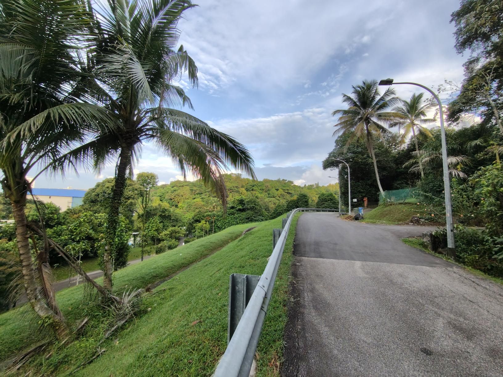 Highlight 2 along the Bikemap route "Tampines To Hyderabad/Kay Siang/Ridley Park"